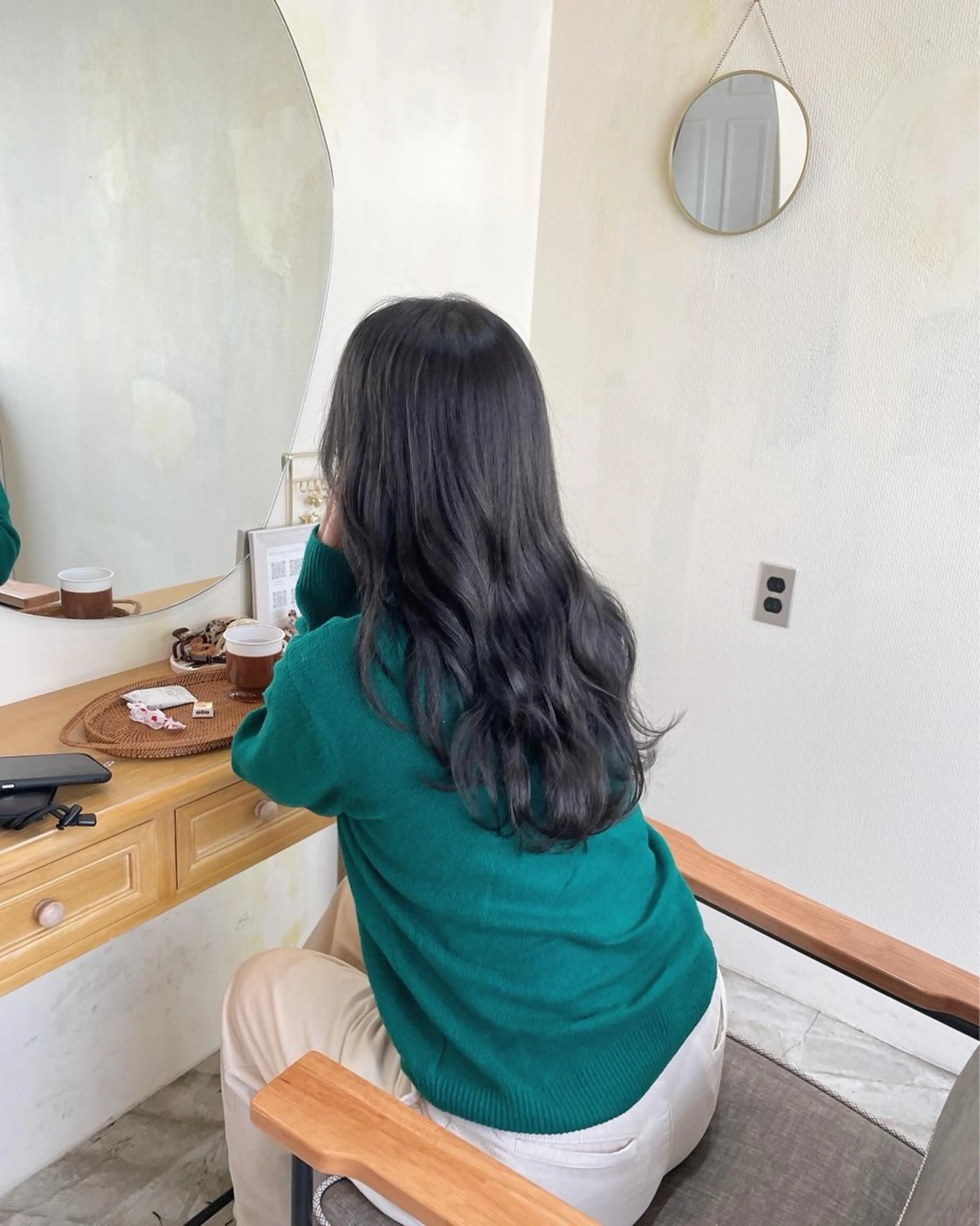 ロング カラー 🍋透け感カラー🍃 オリーブ🍐Kahoのヘアスタイル