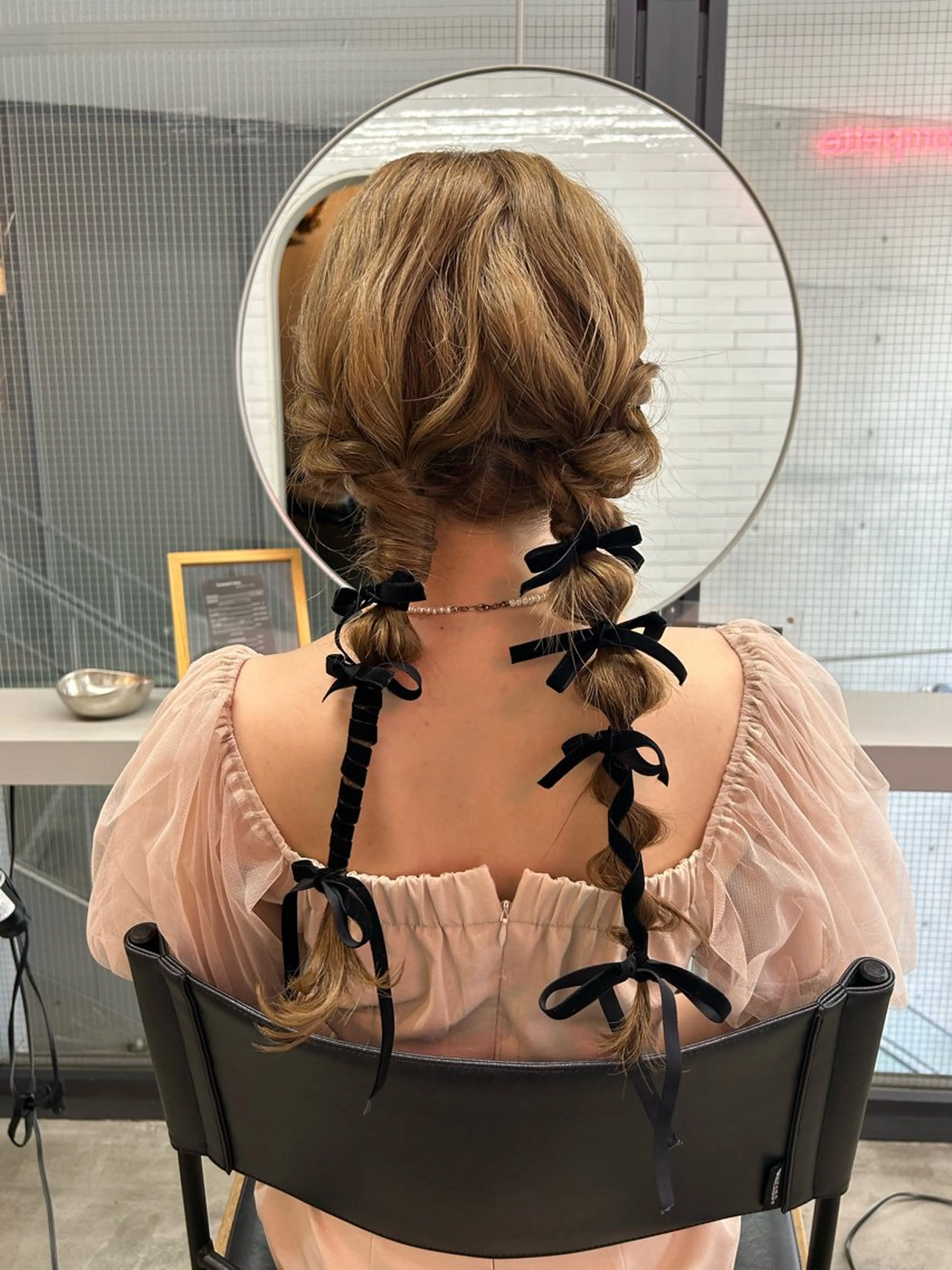 ロング ヘアアレンジ やすだ しおりのエステ・リラクイメージ
