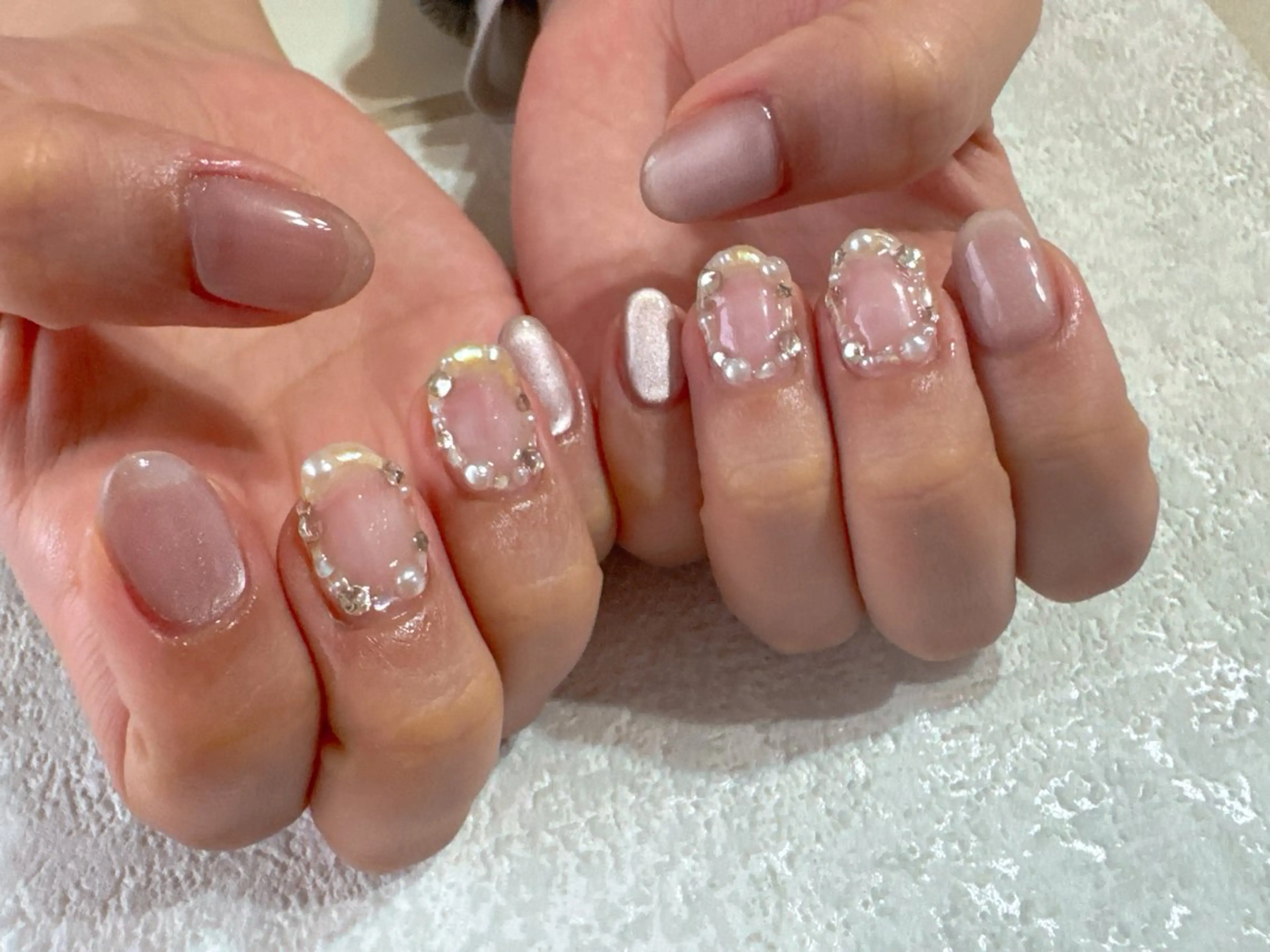 ネイル オーロラネイル フットネイル フレンチネイル ジェルネイル 韓国ネイル ハンドネイル kikinail 溝の口のネイルデザイン