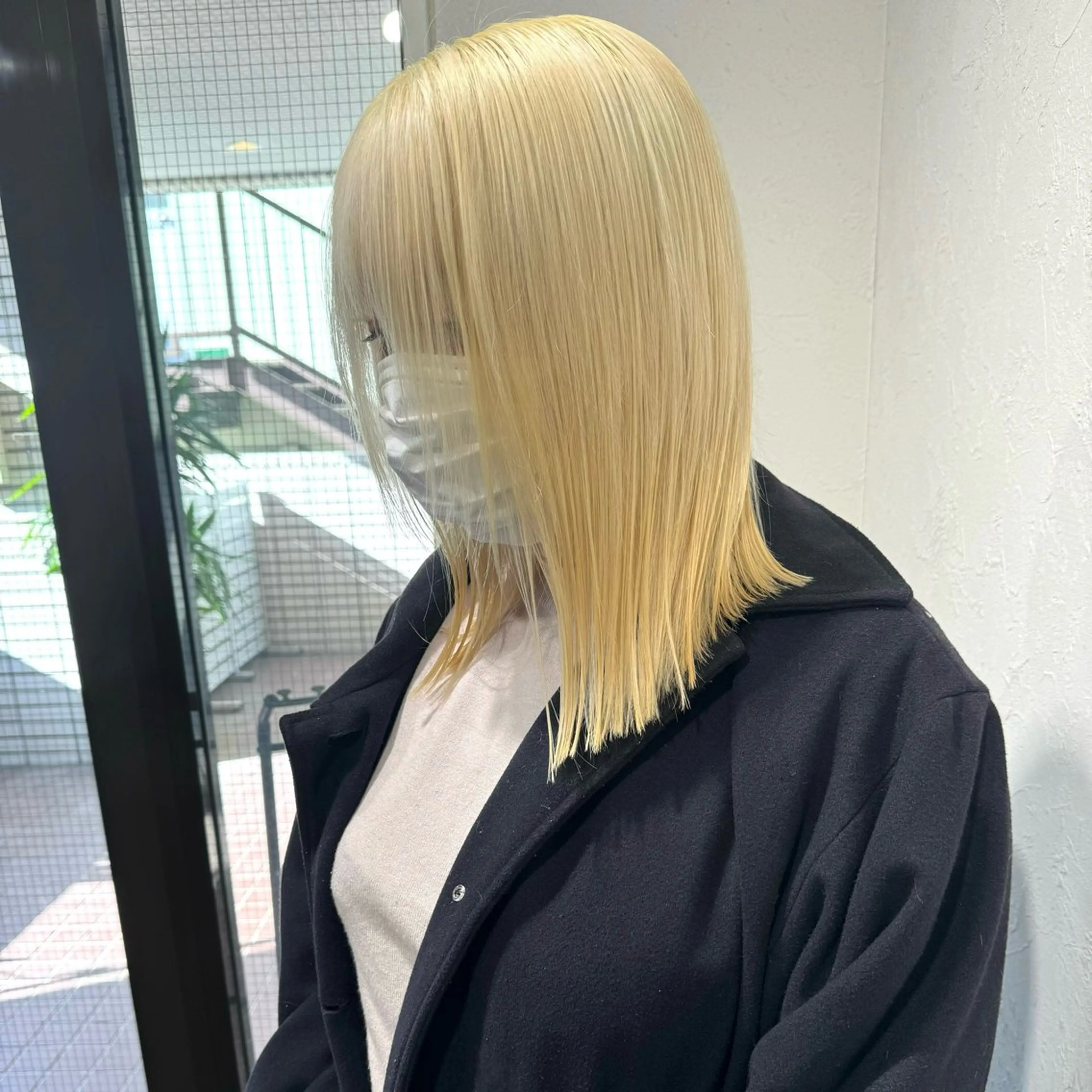 ミディアム カラー shiho .のヘアスタイル