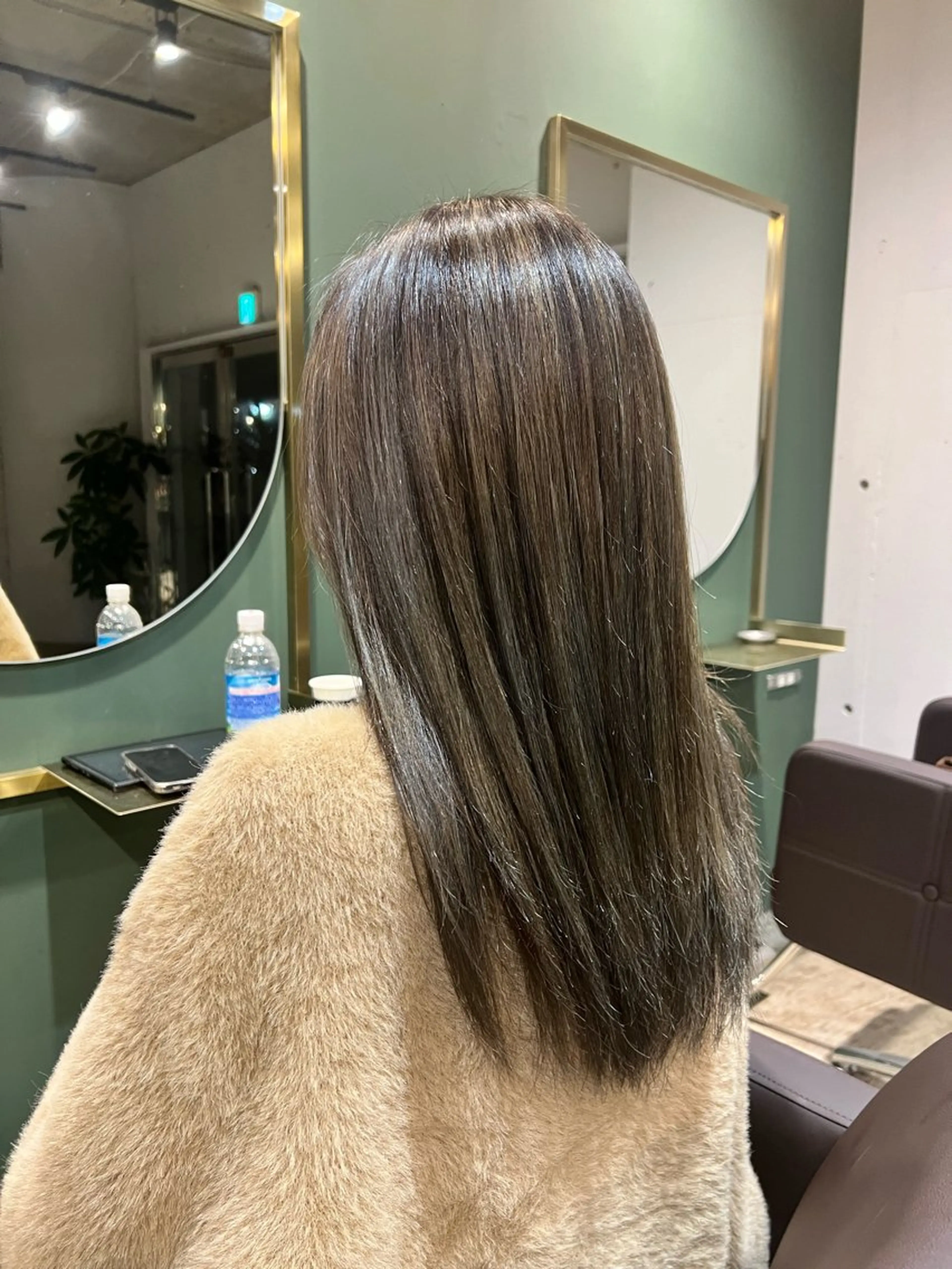 セミロング カラー バレイヤージュ レイヤーカット ヘアカラー トリートメント ヘッドスパ カラースペシャリスト しょう🧑🏼‍🎨のヘアスタイル