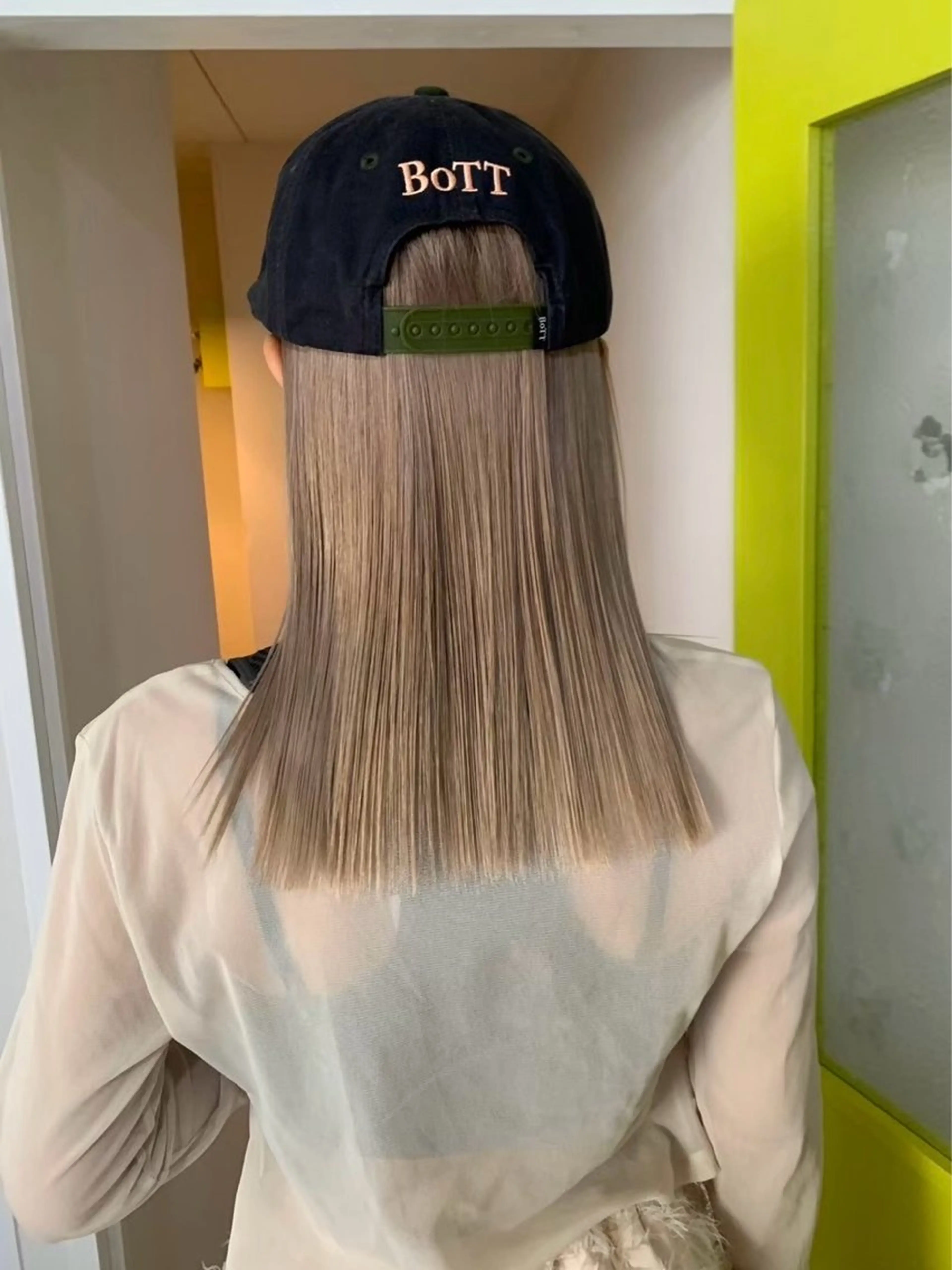 ミディアム yuumi／透明感 カラー♩のヘアスタイル