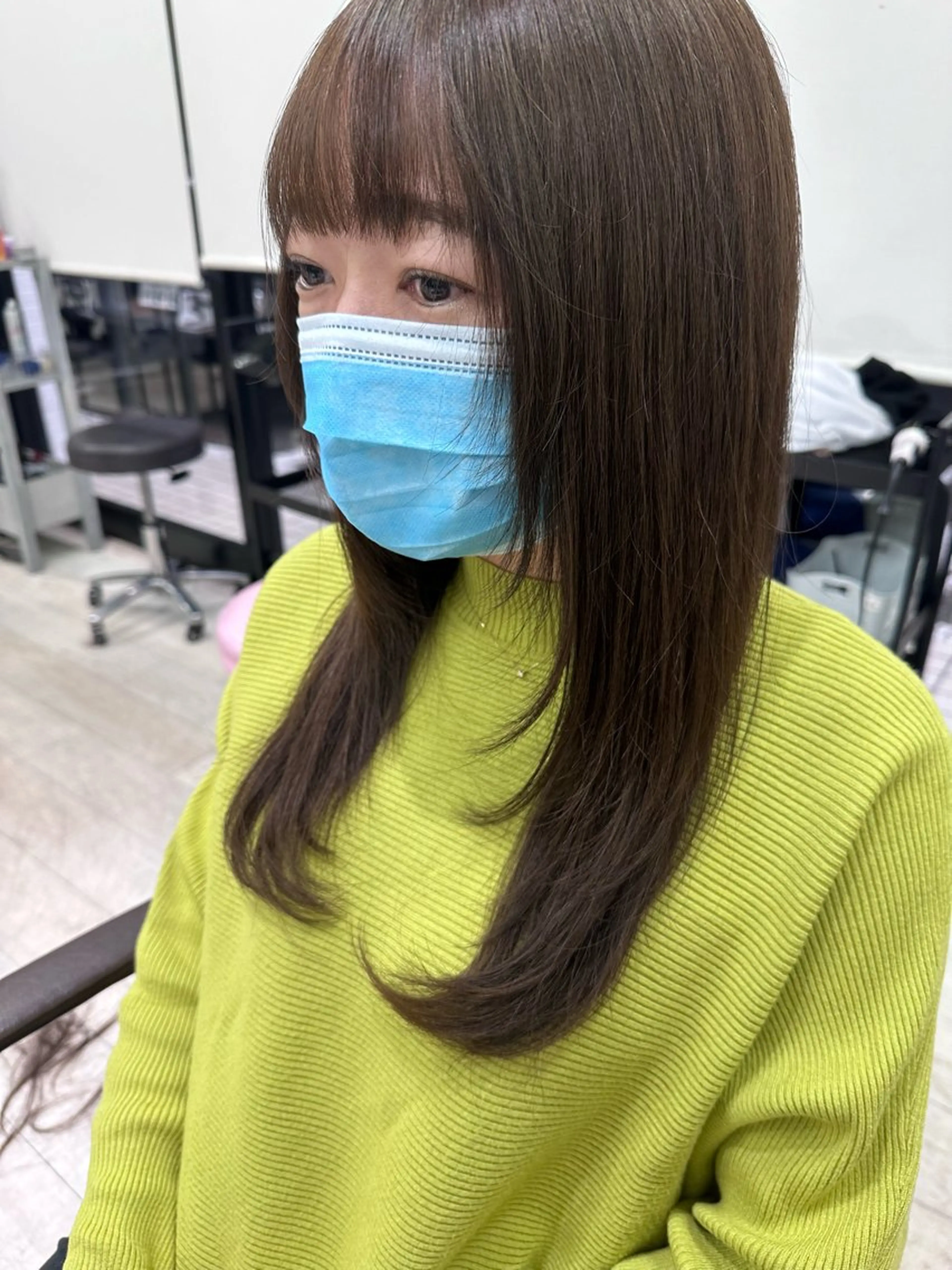 ロング 村上 佳織のヘアスタイル