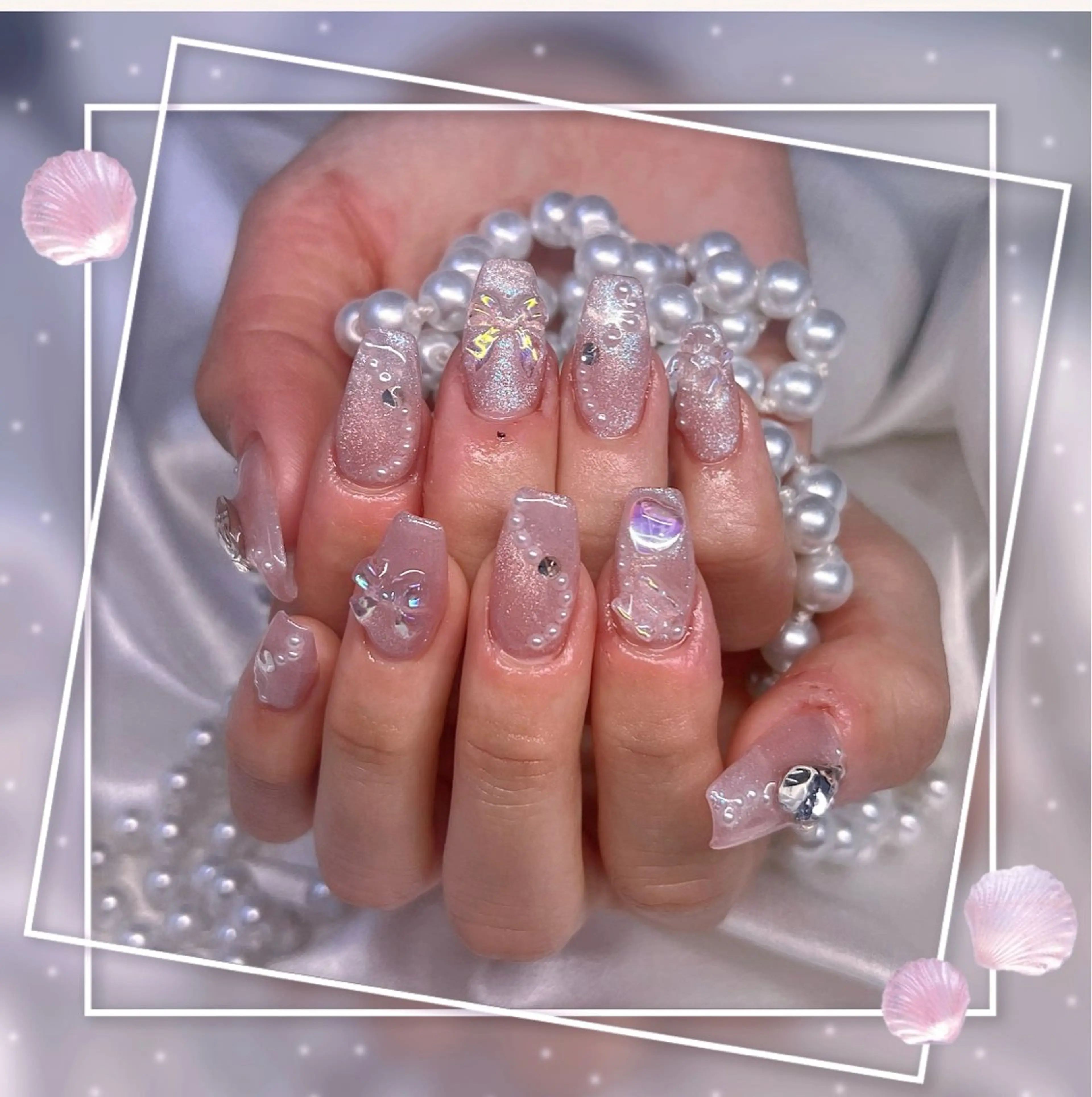 ネイル グラデーション キラキラネイル 韓国ネイル マグネットネイル ピンク Chill Nailsalonのネイルデザイン