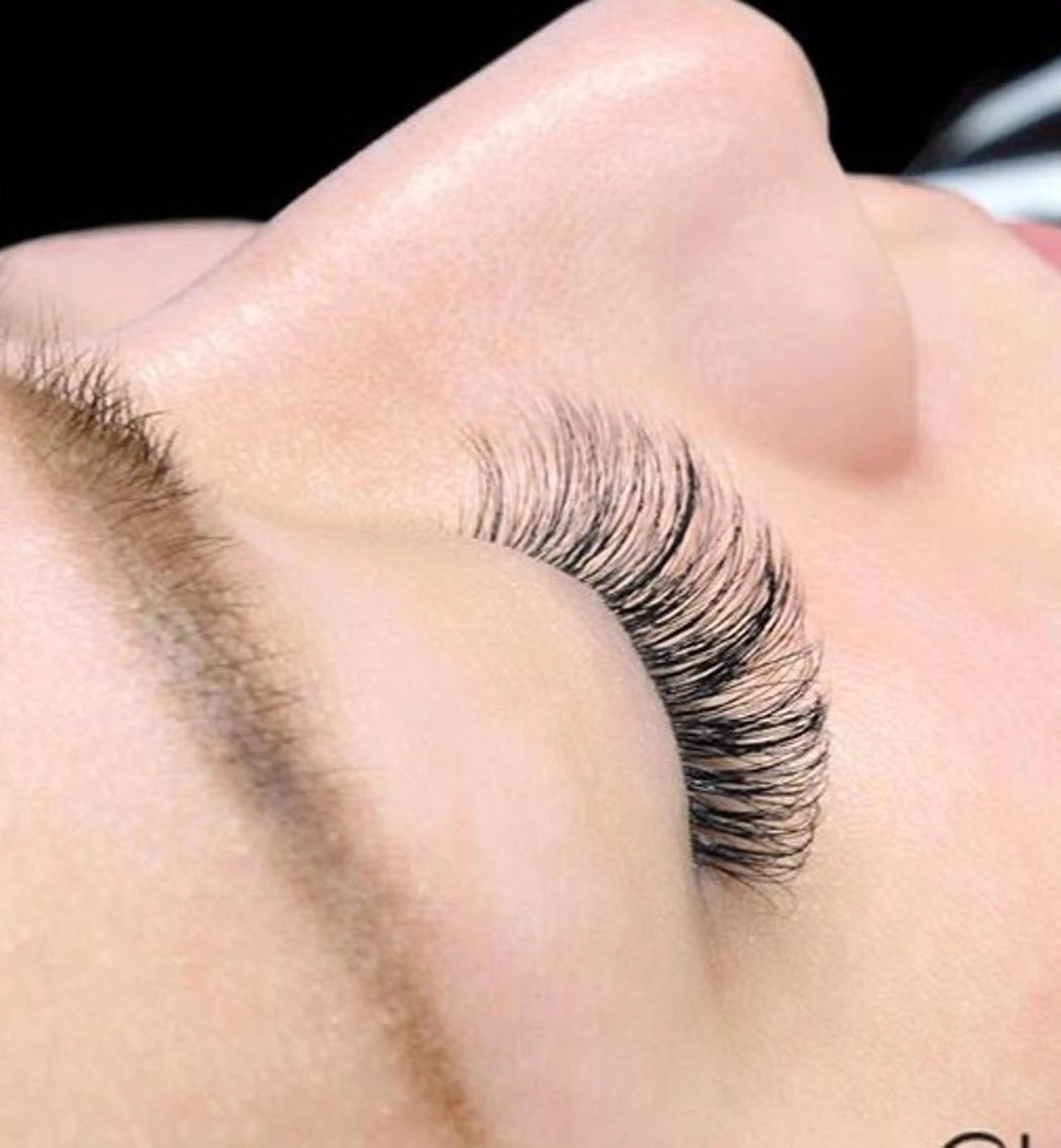 マツエク・マツパ ボリュームラッシュ 【目元専門】vict oriaeyeの眉毛・アイブロウイメージ