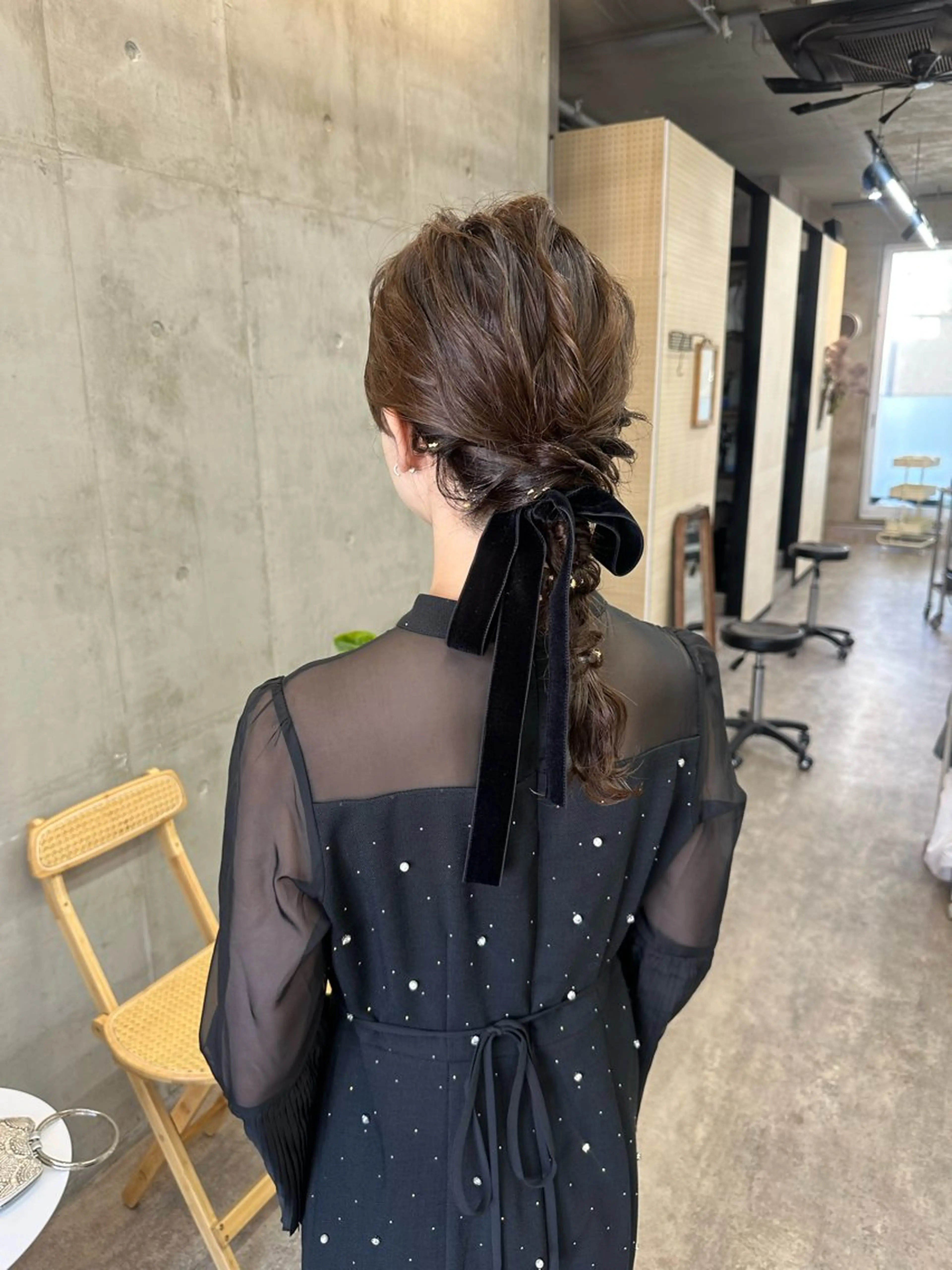 ミディアム カラー ヘアアレンジ ベージュカラー ブリーチ ブラウンカラー ケアブリーチ グレージュ ヘアセット カットモデル募集中 ／HARUKA🎀のヘアスタイル