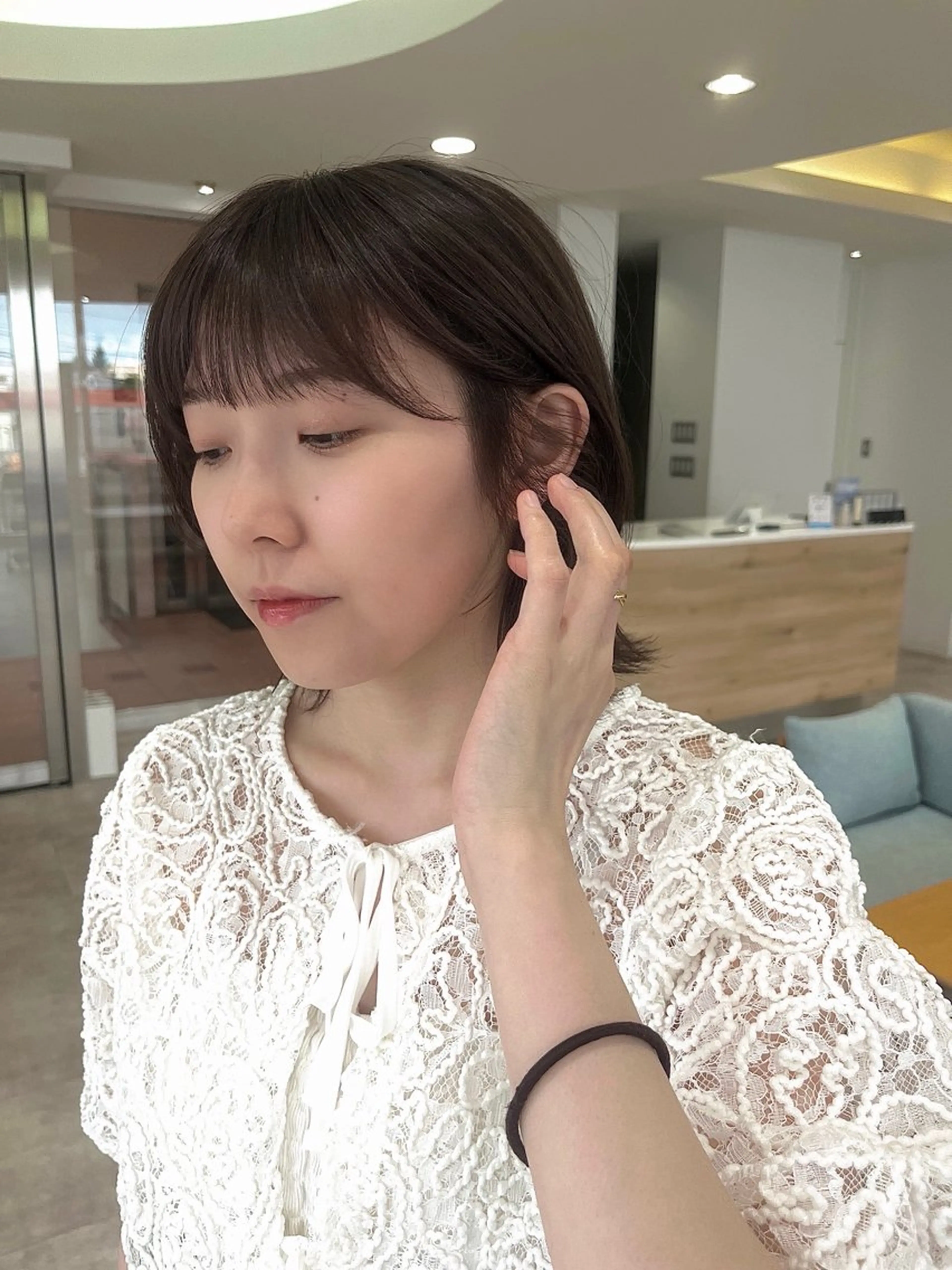 ミディアム カラー 切りっぱなしボブ ボブ レイヤーカット カット ヘアカラー トリートメント cana カナ/レイヤーカットのヘアスタイル