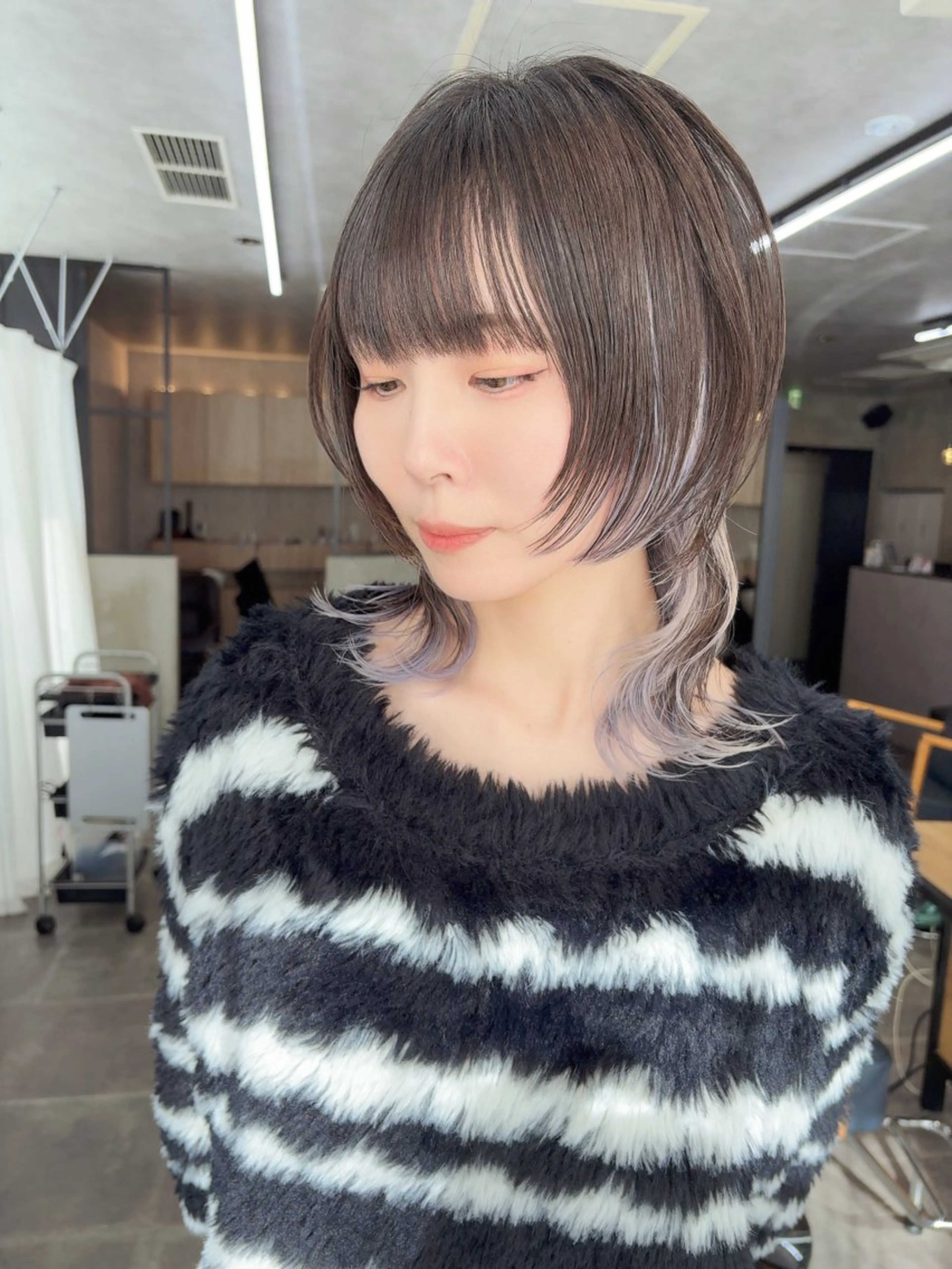 ミディアム ウルフカット カット ヘアカラー トリートメント ウルフカット 渋谷の人のヘアスタイル