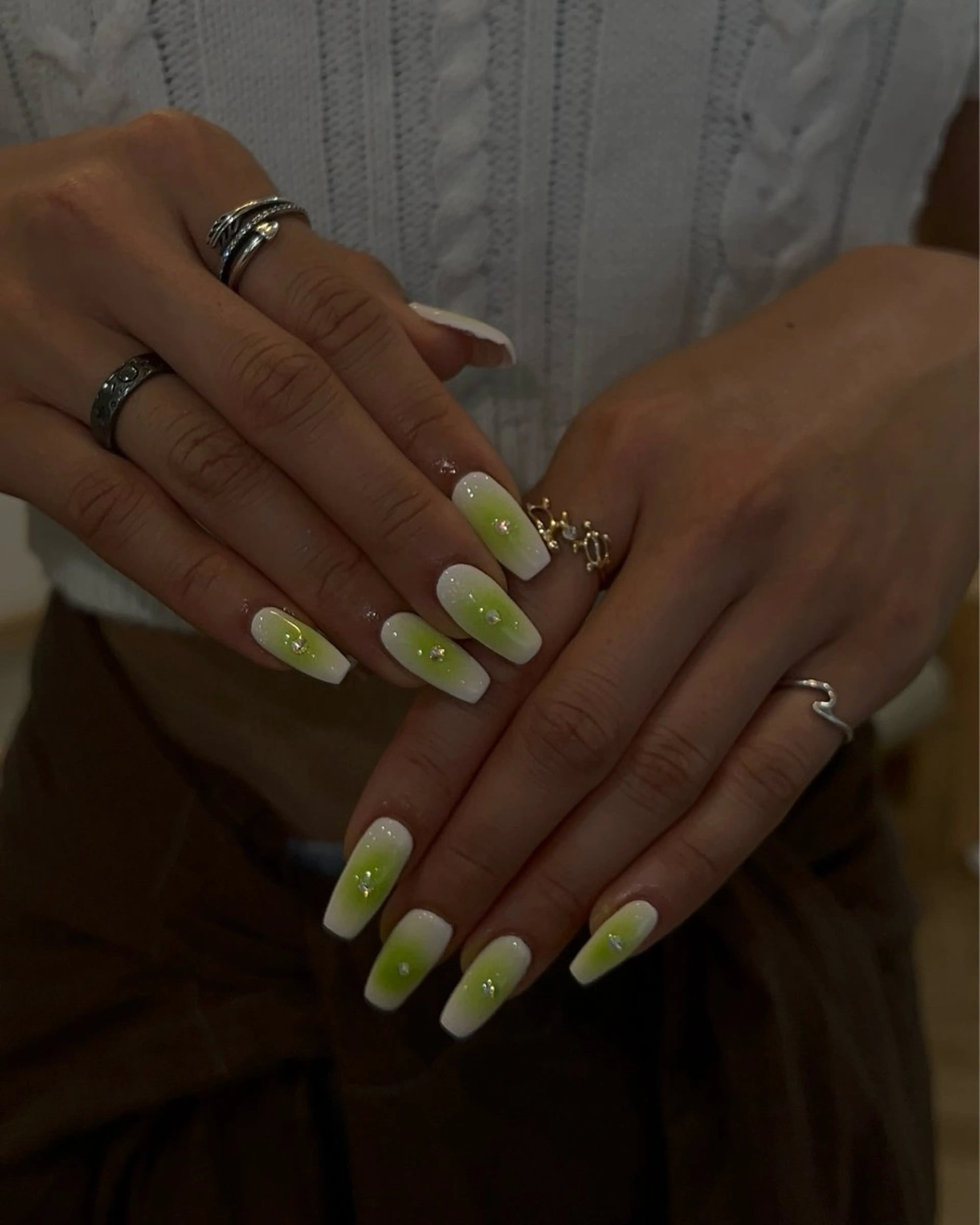 ネイル ハンドネイル フットネイル ハンドケア Nes.Nail所属・Miyagi Asamiのネイルデザイン