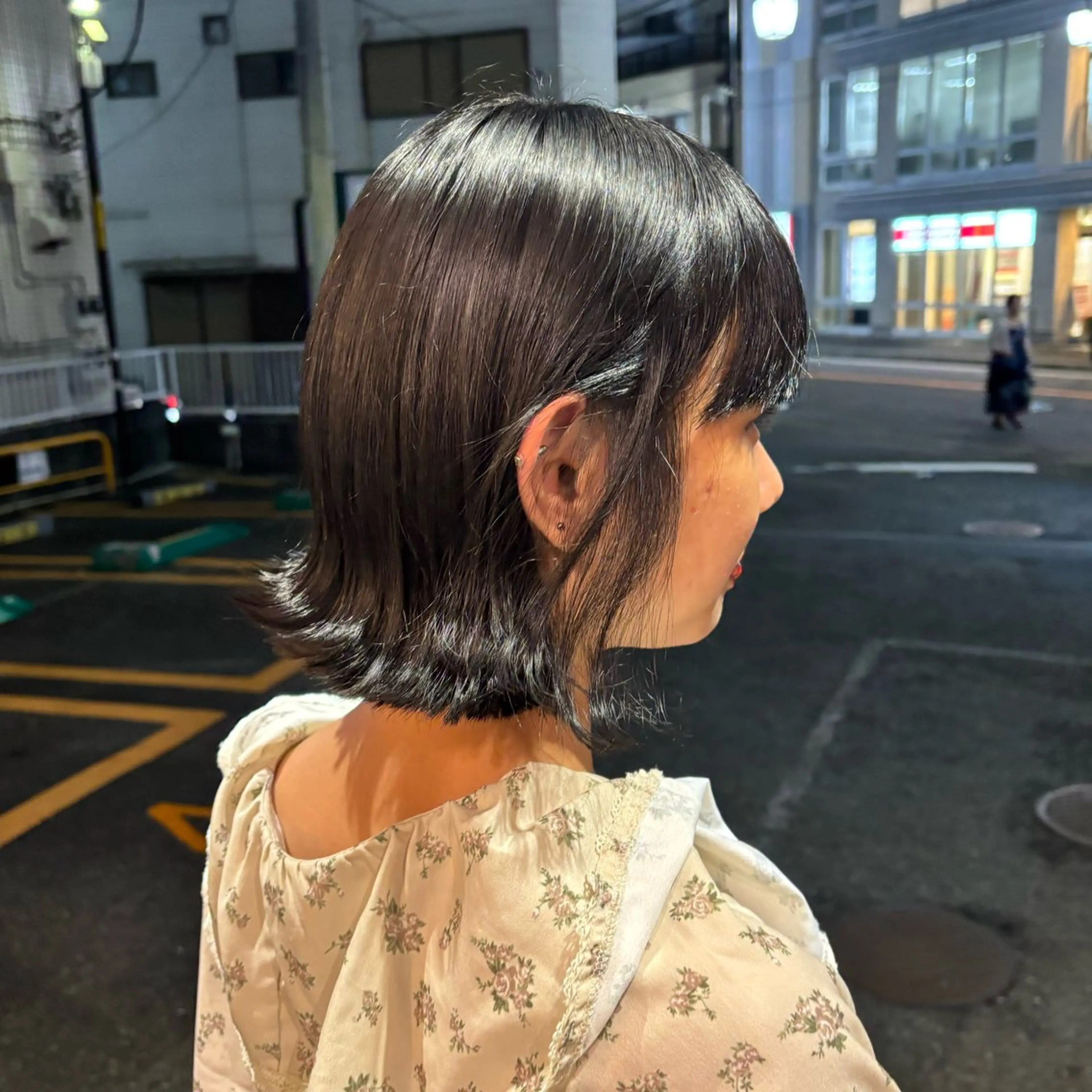 ミディアム カット ヘアカラー トリートメント 🎀ハイトーン/ 艶カラー/夕月🎀のヘアスタイル