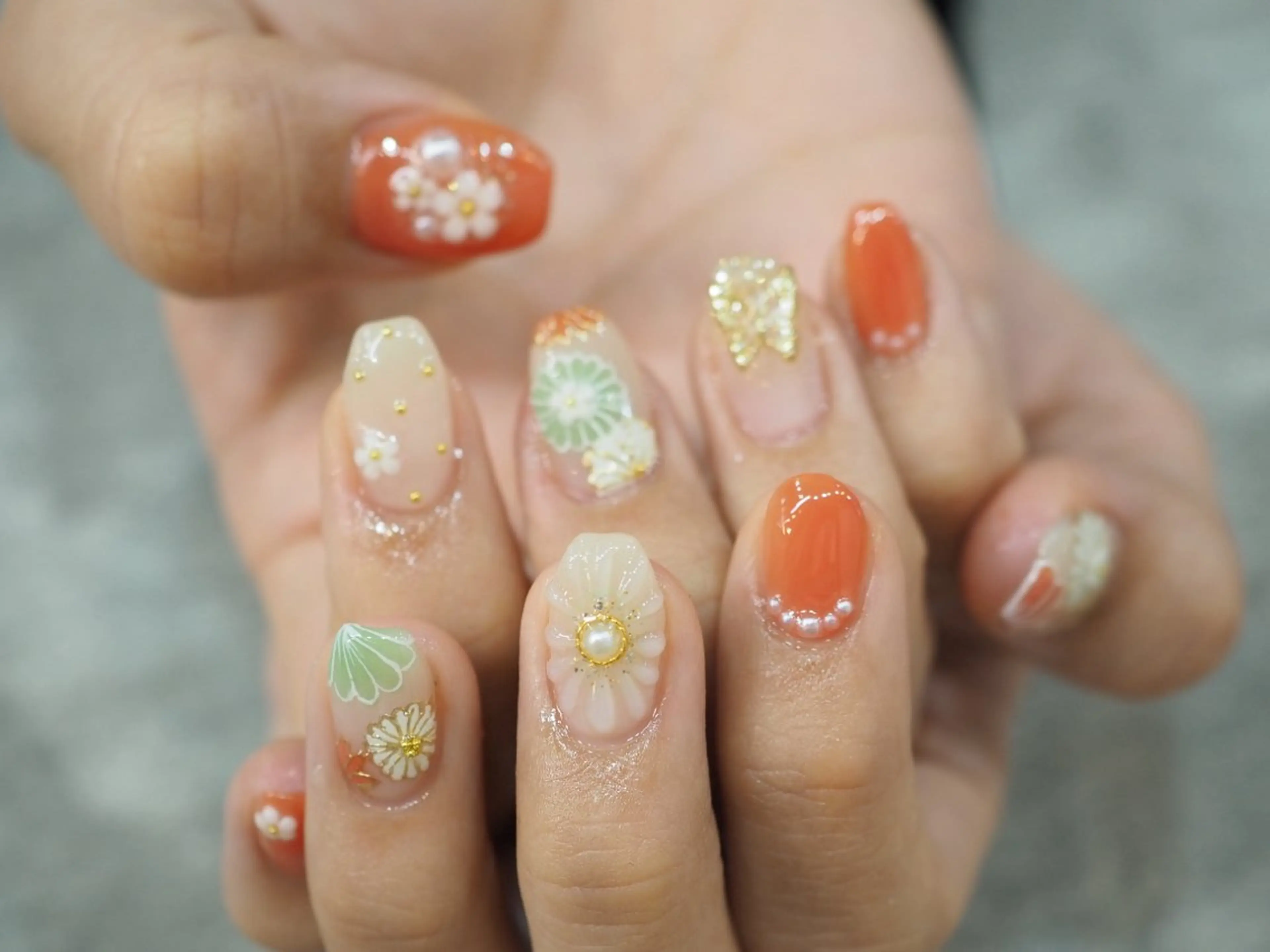 ネイル ハンドネイル glaNje shioriのネイルデザイン