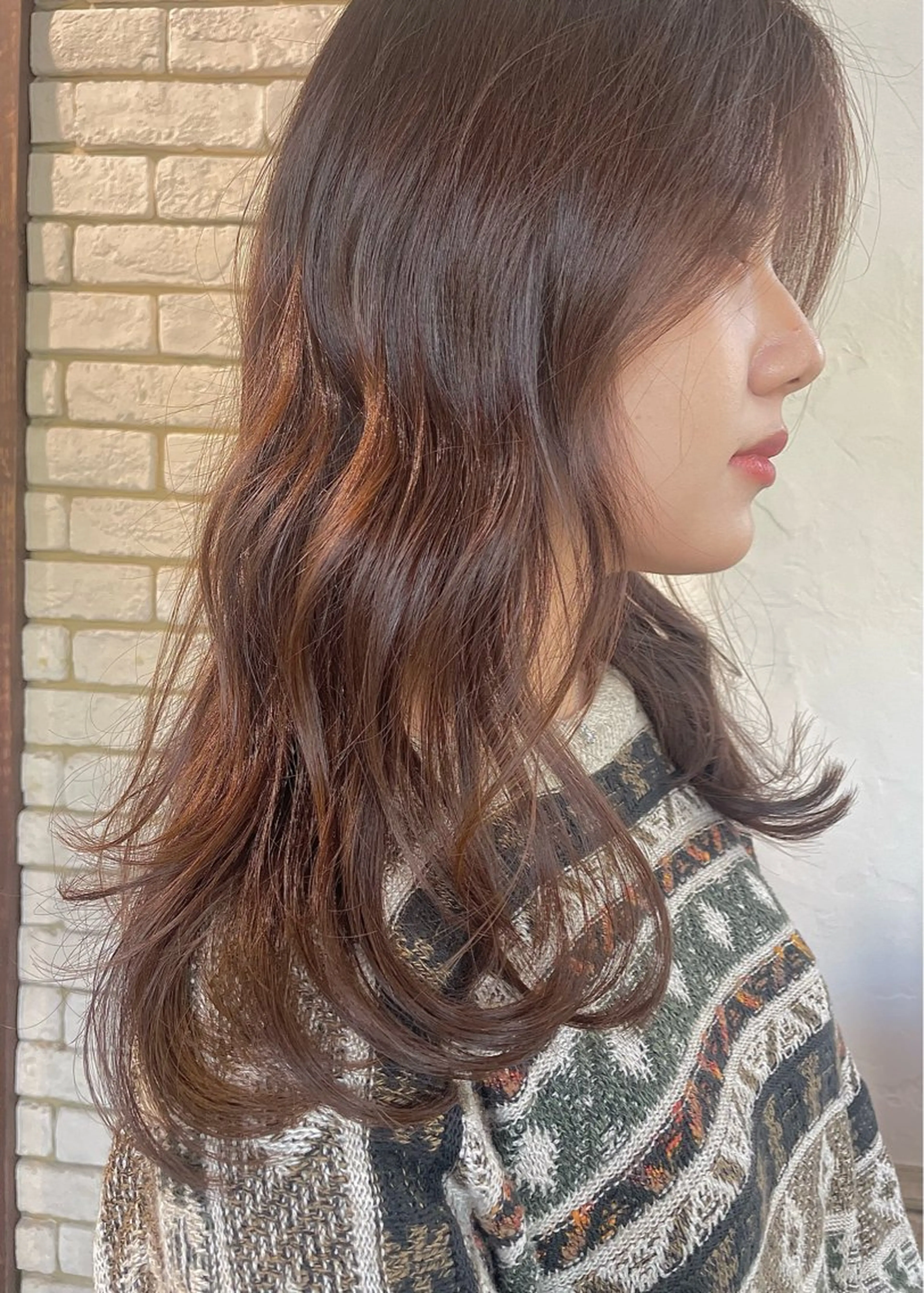 ロング 色落ちまで可愛い🩷 透明感🩵安江理緒のヘアスタイル