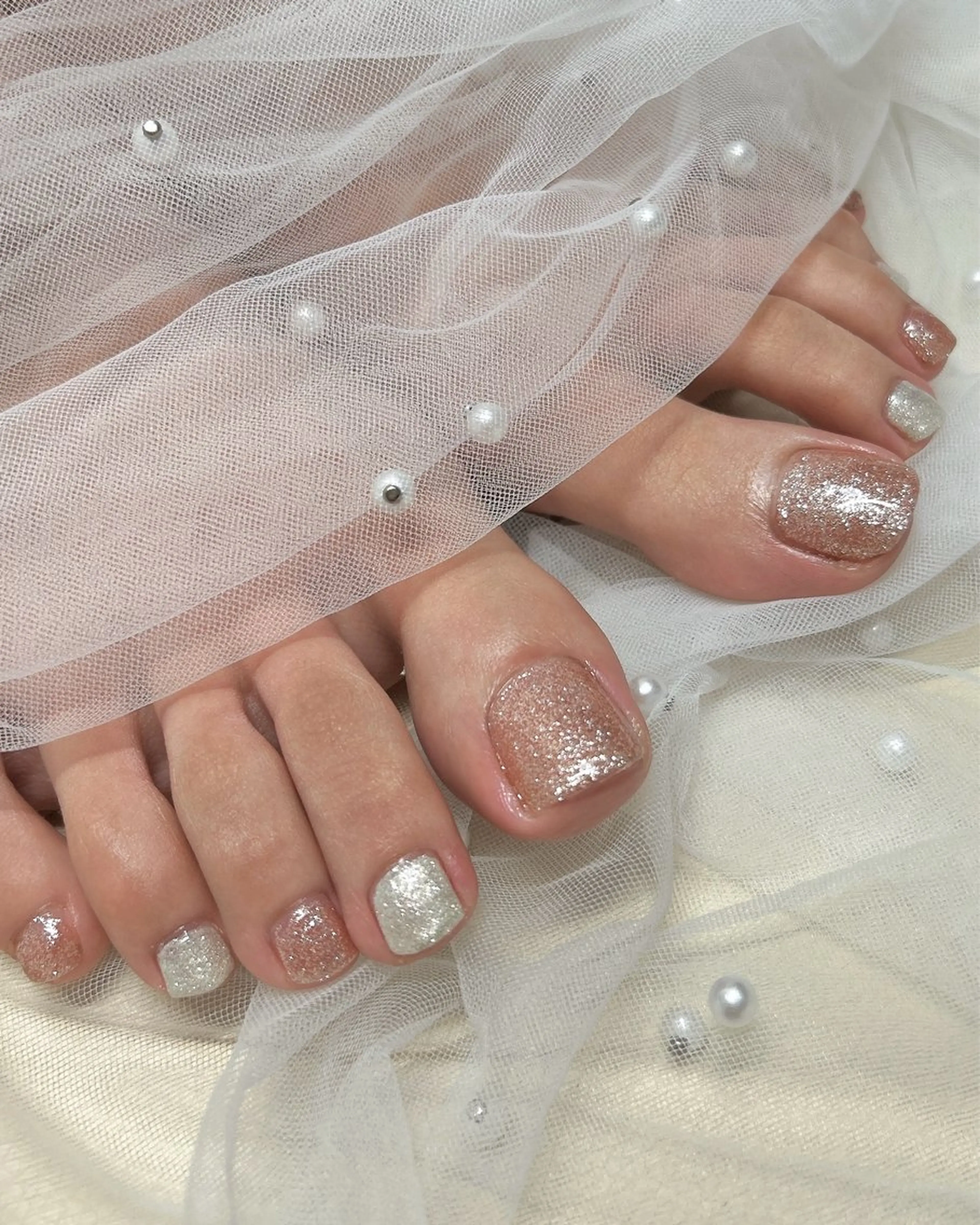 ネイル フットネイル キラキラネイル ラメ(グリッター) フットネイル ten nail salon　かえでのネイルデザイン