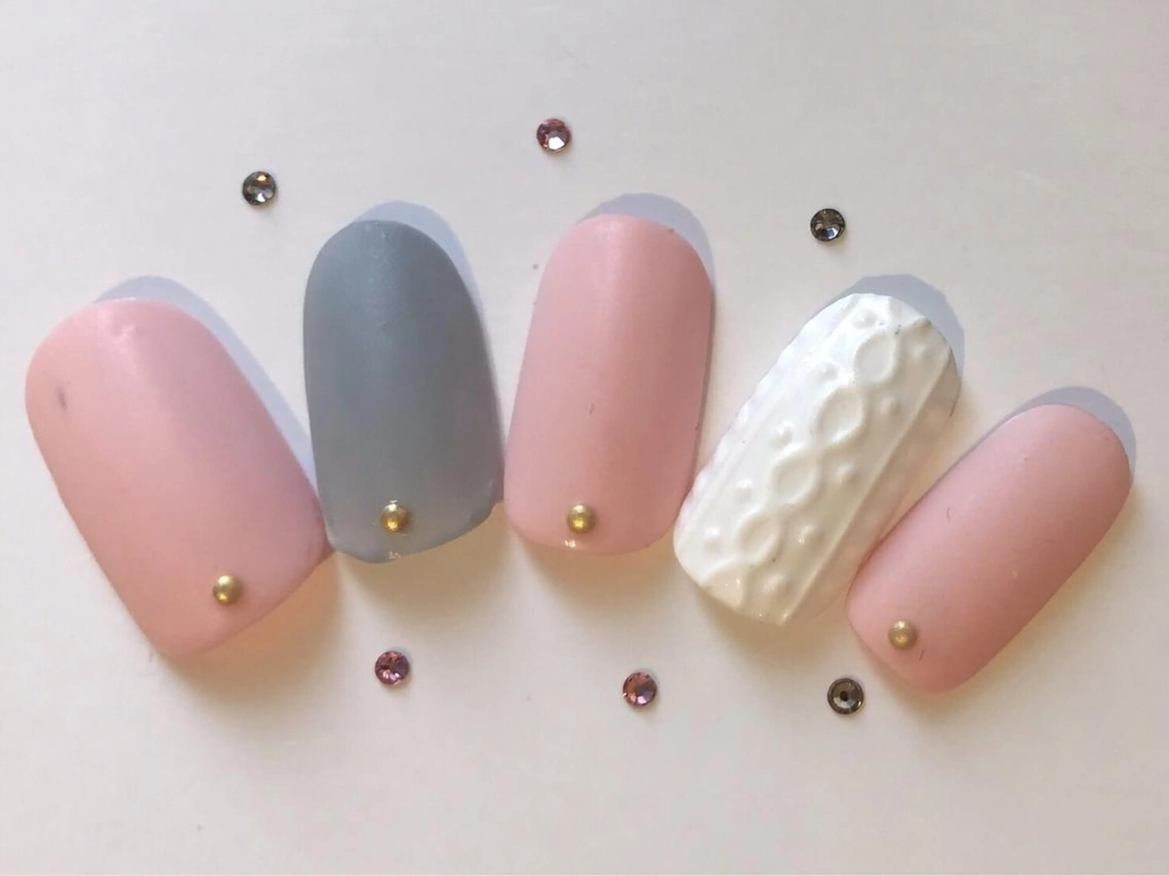 ネイル imymemine所属・渡邊 束紗のネイルデザイン