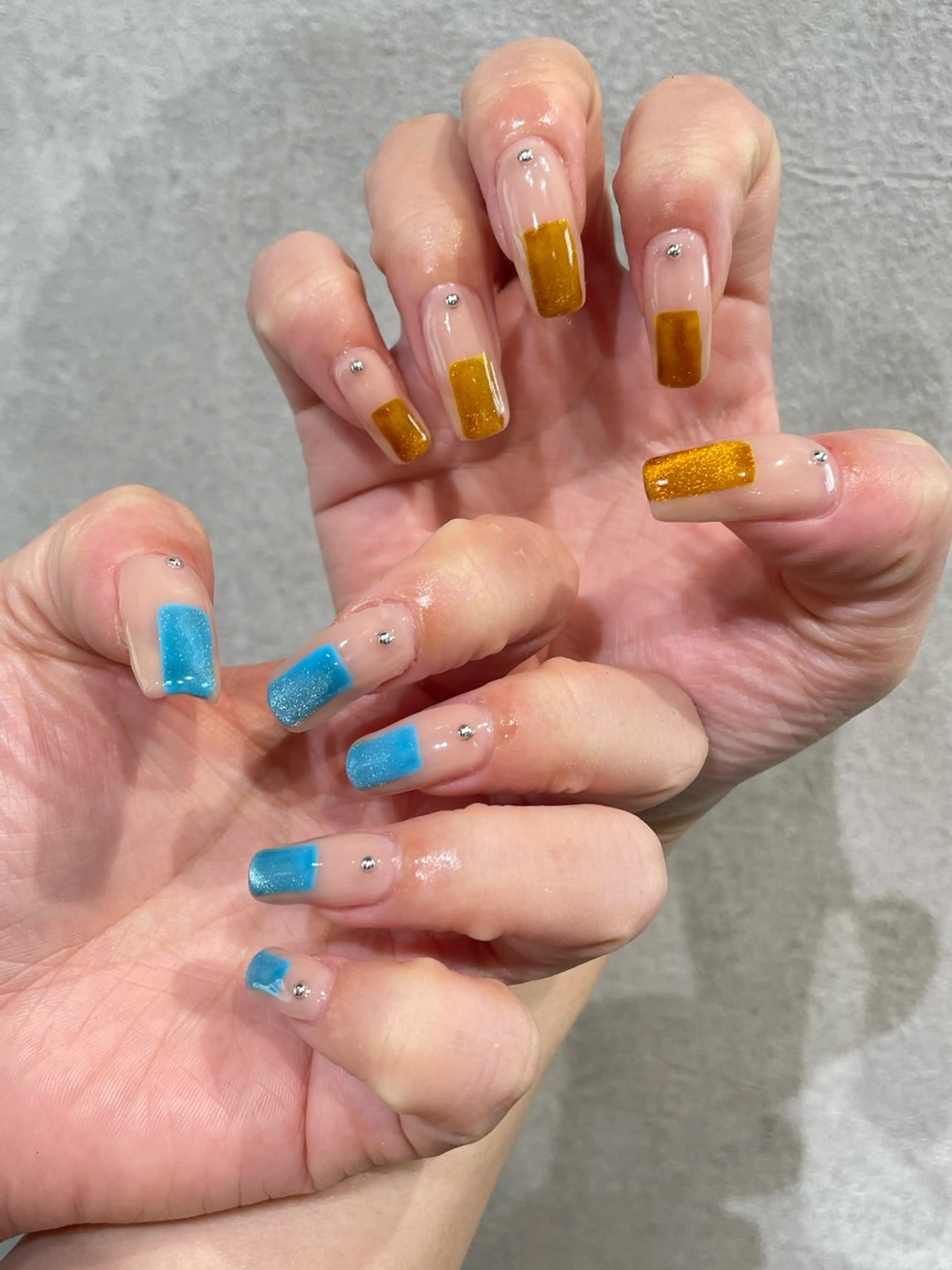 ネイル マグネットネイル ハンドネイル ナチュラル透明感🌱 小山美樹子のヘアスタイル