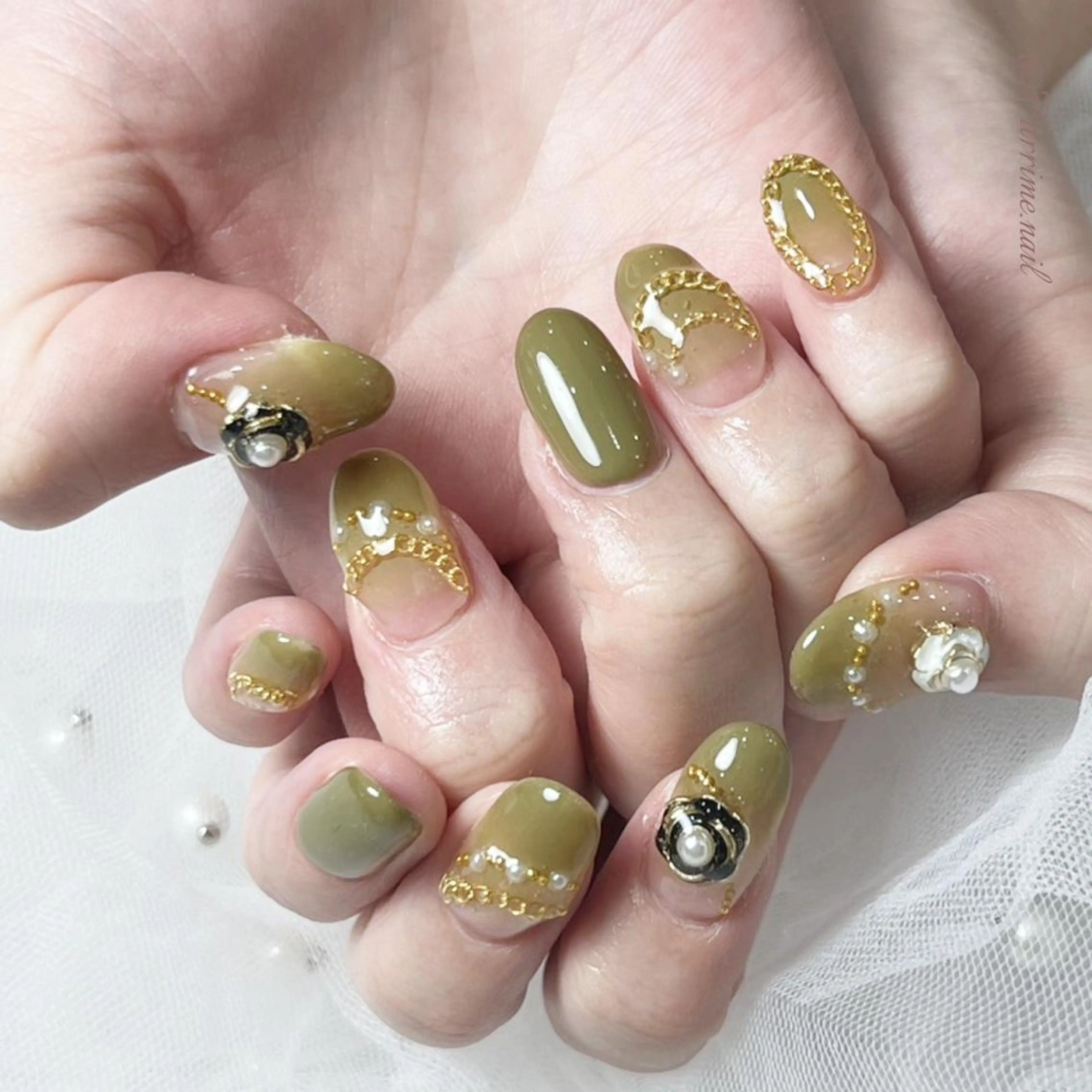 ネイル ハンドネイル 鹿取 春子Teamのネイルデザイン