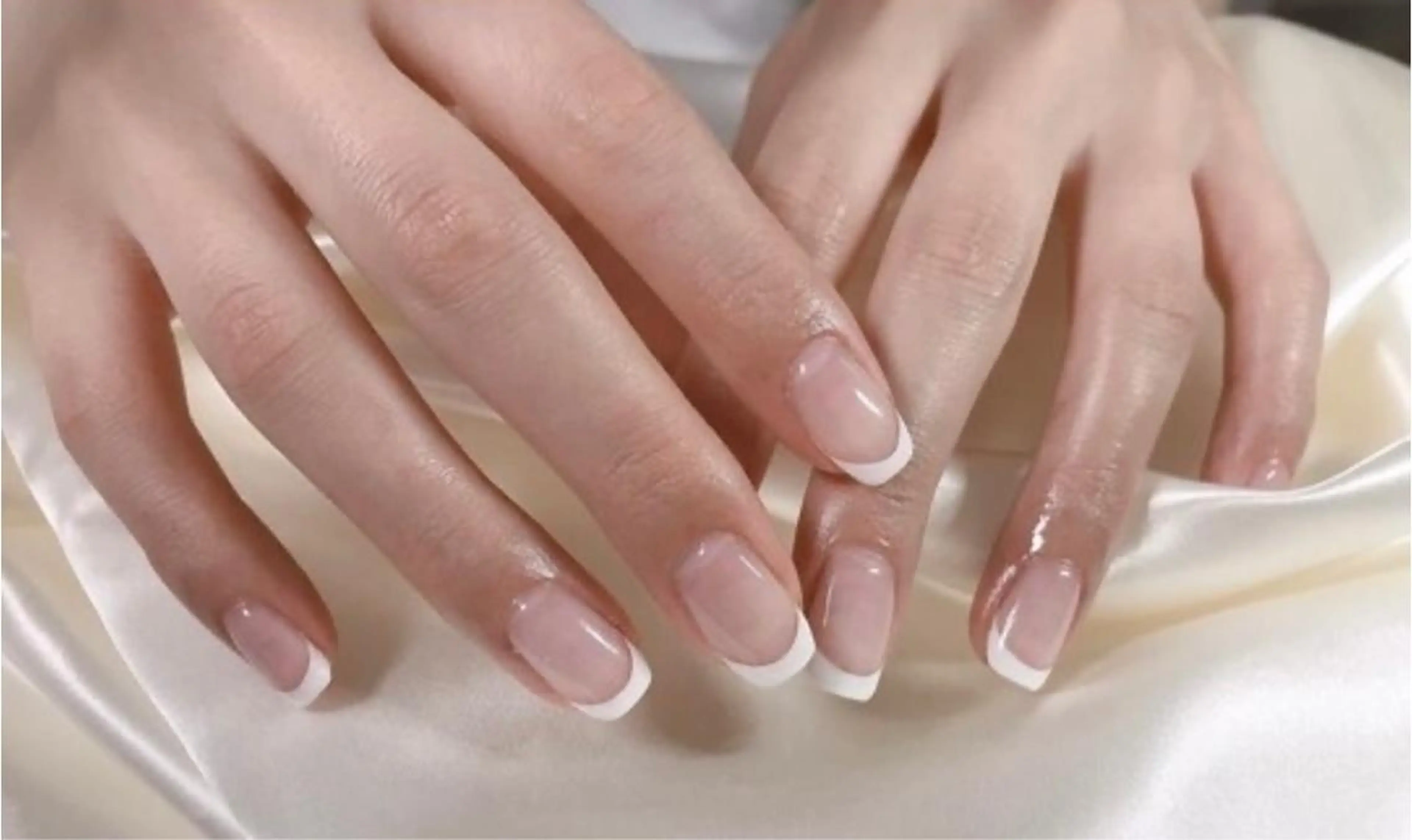 ネイル Roi〈ロワ〉 Minakoのネイルデザイン