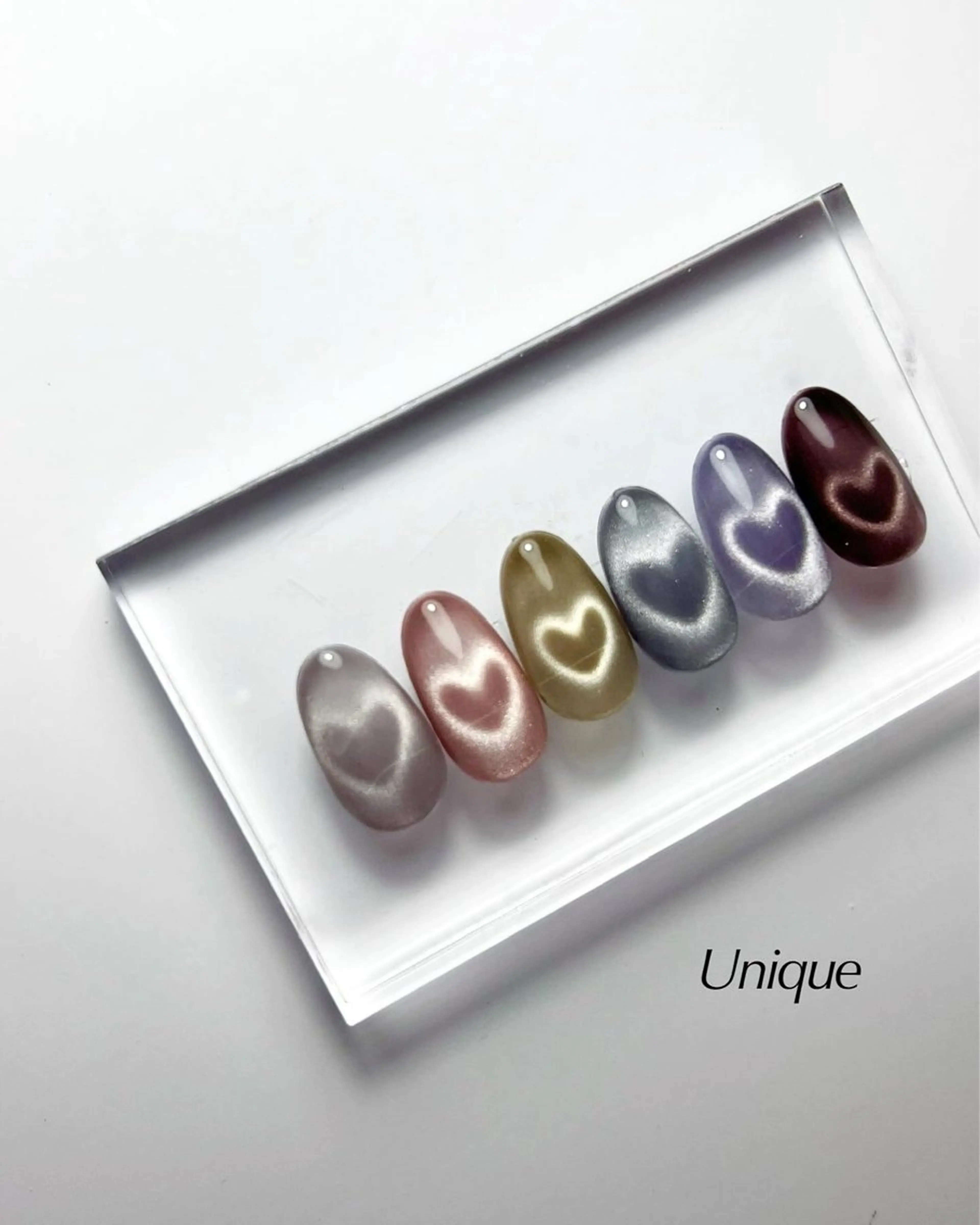 ネイル マグネットネイル Unique 【ユニーク】のネイルデザイン