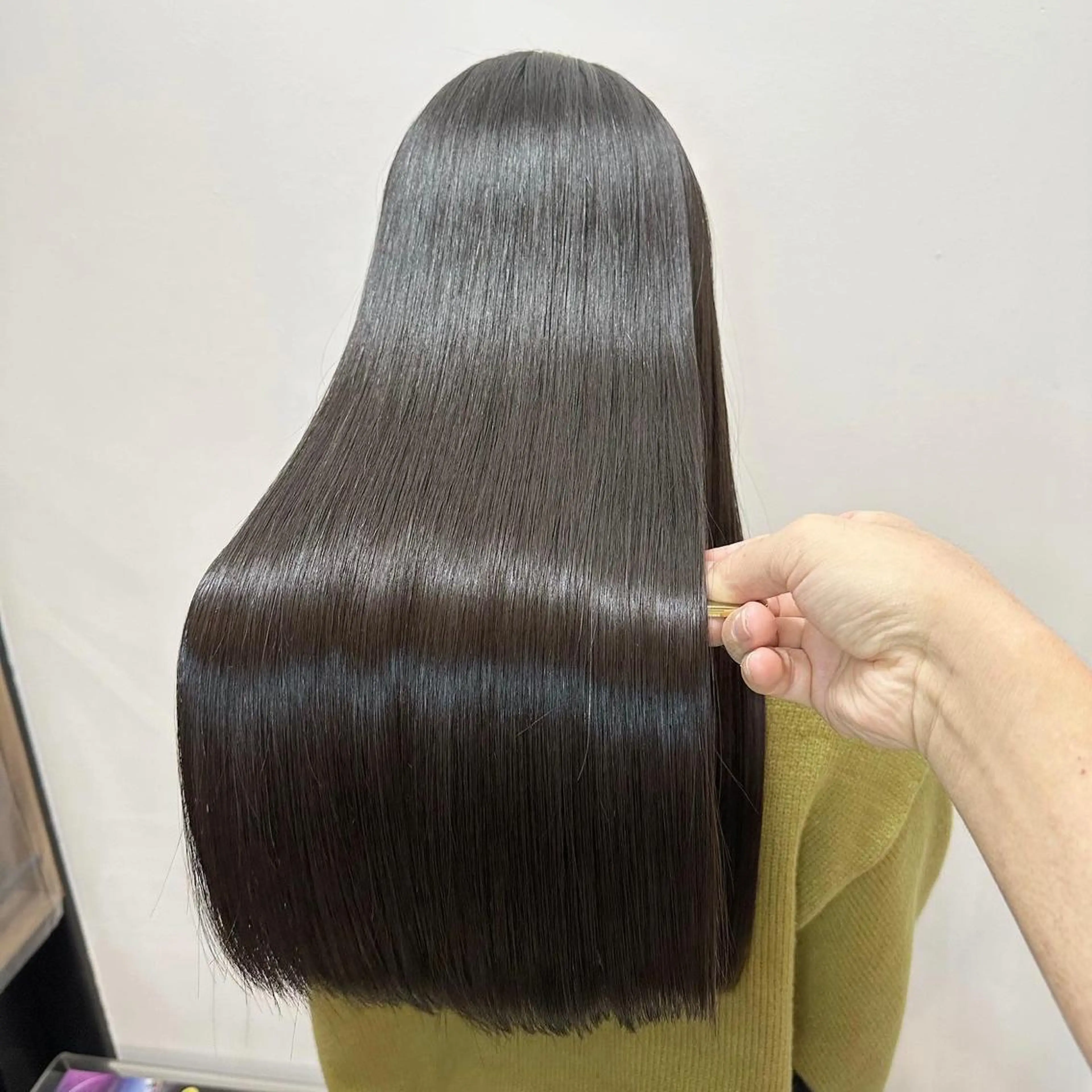 ロング 髪質改善 ロング 髪質改善特化 安東駿介のヘアスタイル