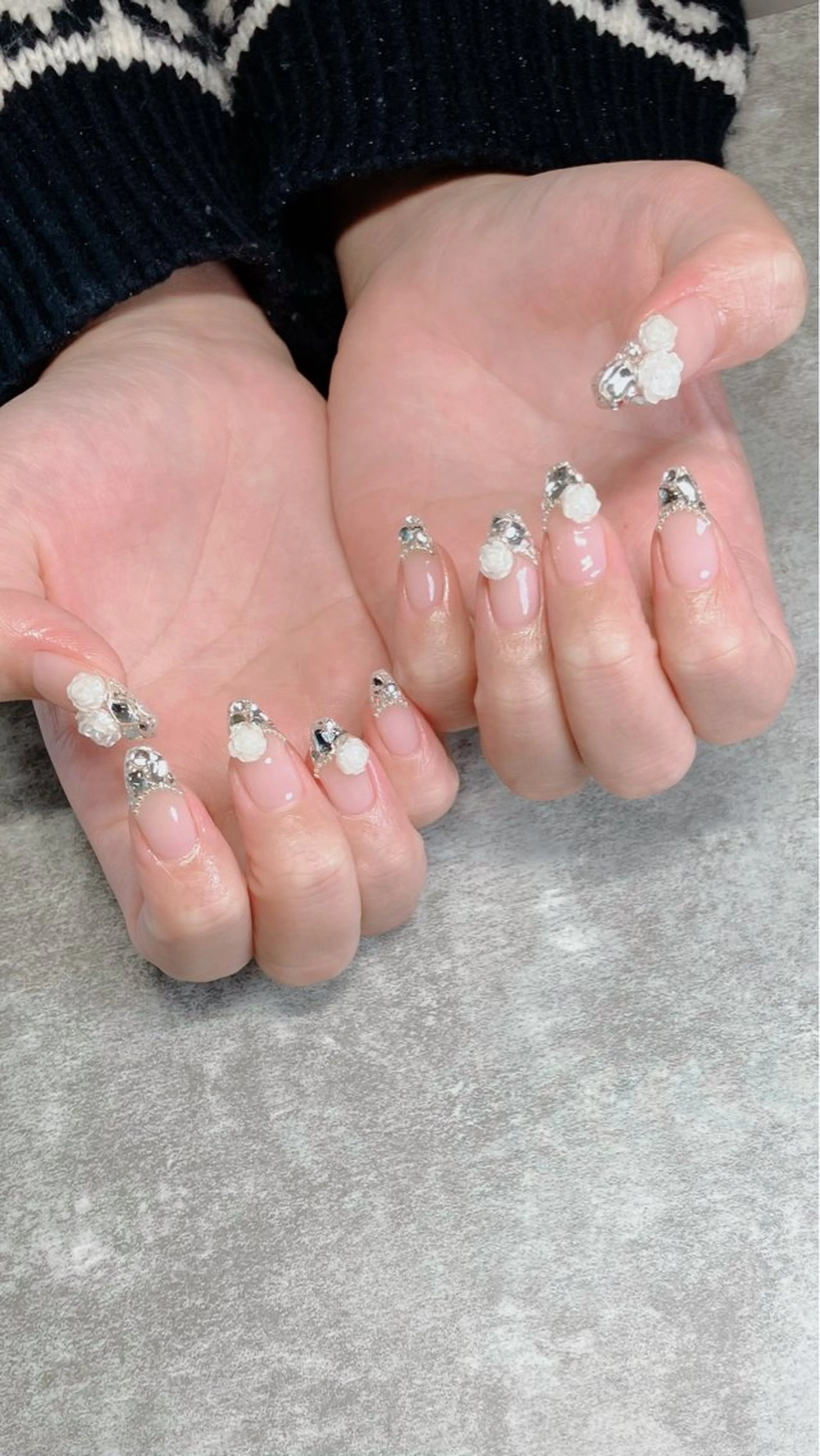 ネイル haleyume所属・shino🌟 痛ネイルのネイルデザイン