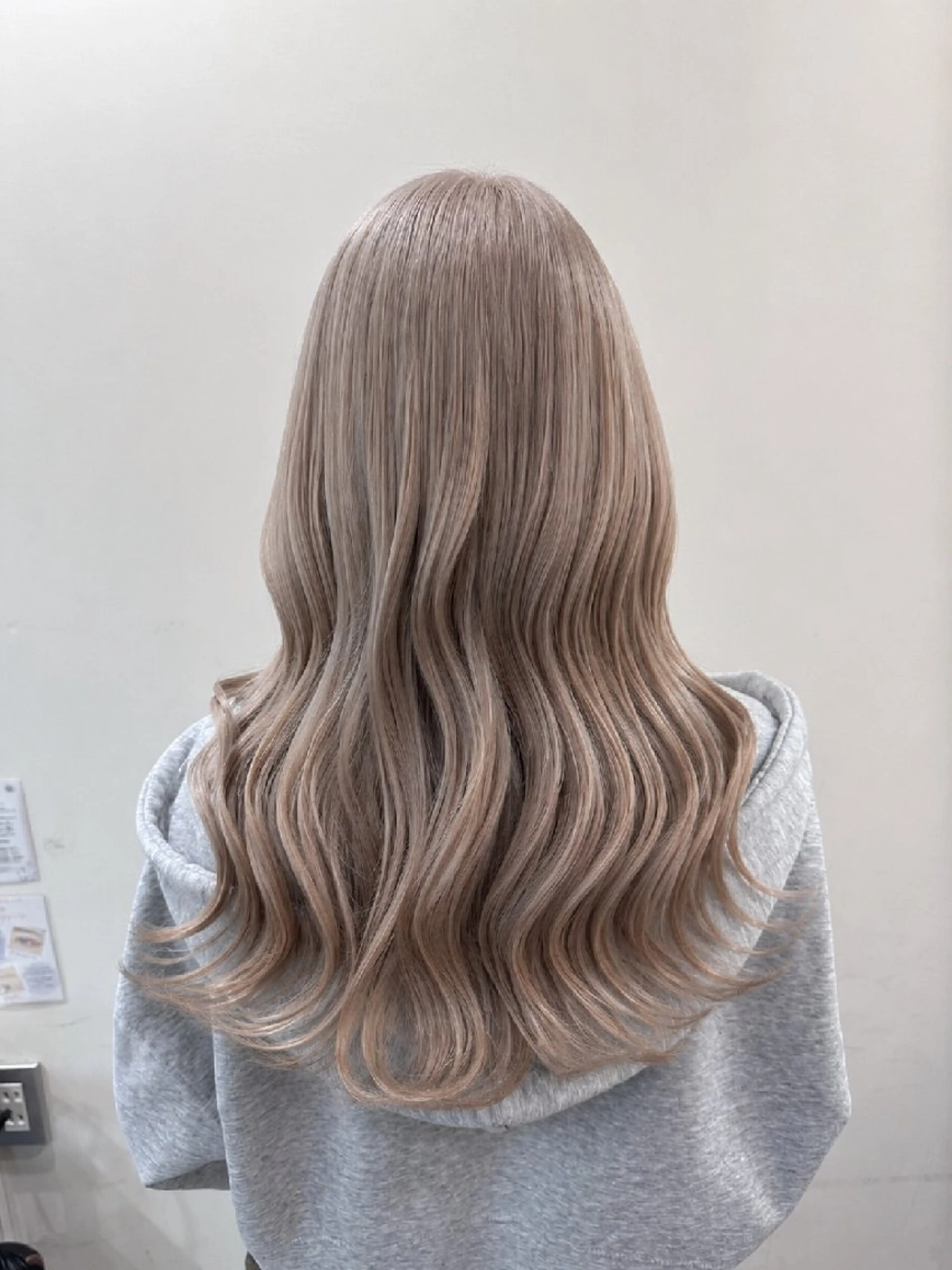 ロング カラー 原田 来実のヘアスタイル