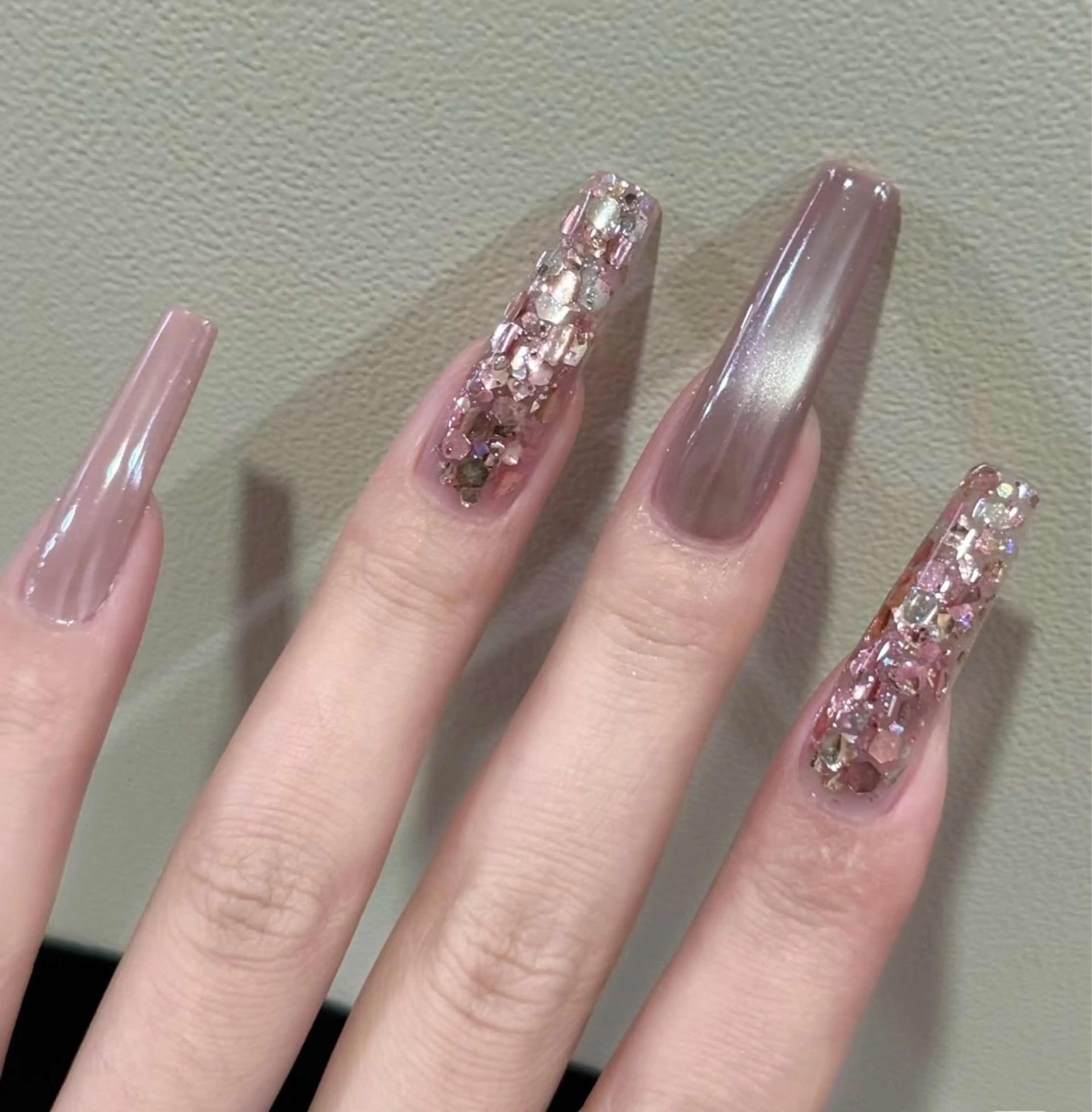 キラキラマグネットとホロネイル💅の写真