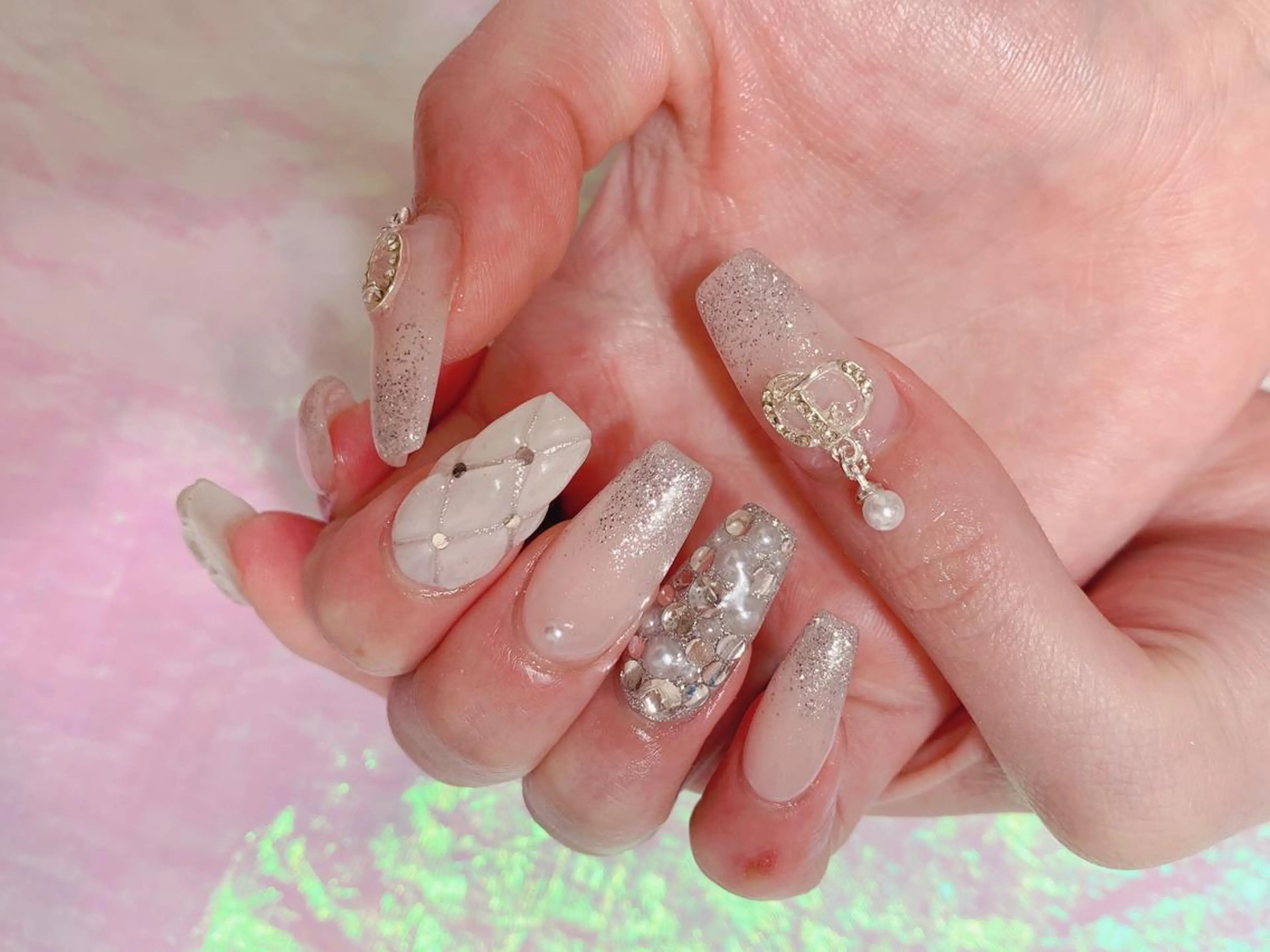 ロング ネイル CC Nail Salonのネイルデザイン