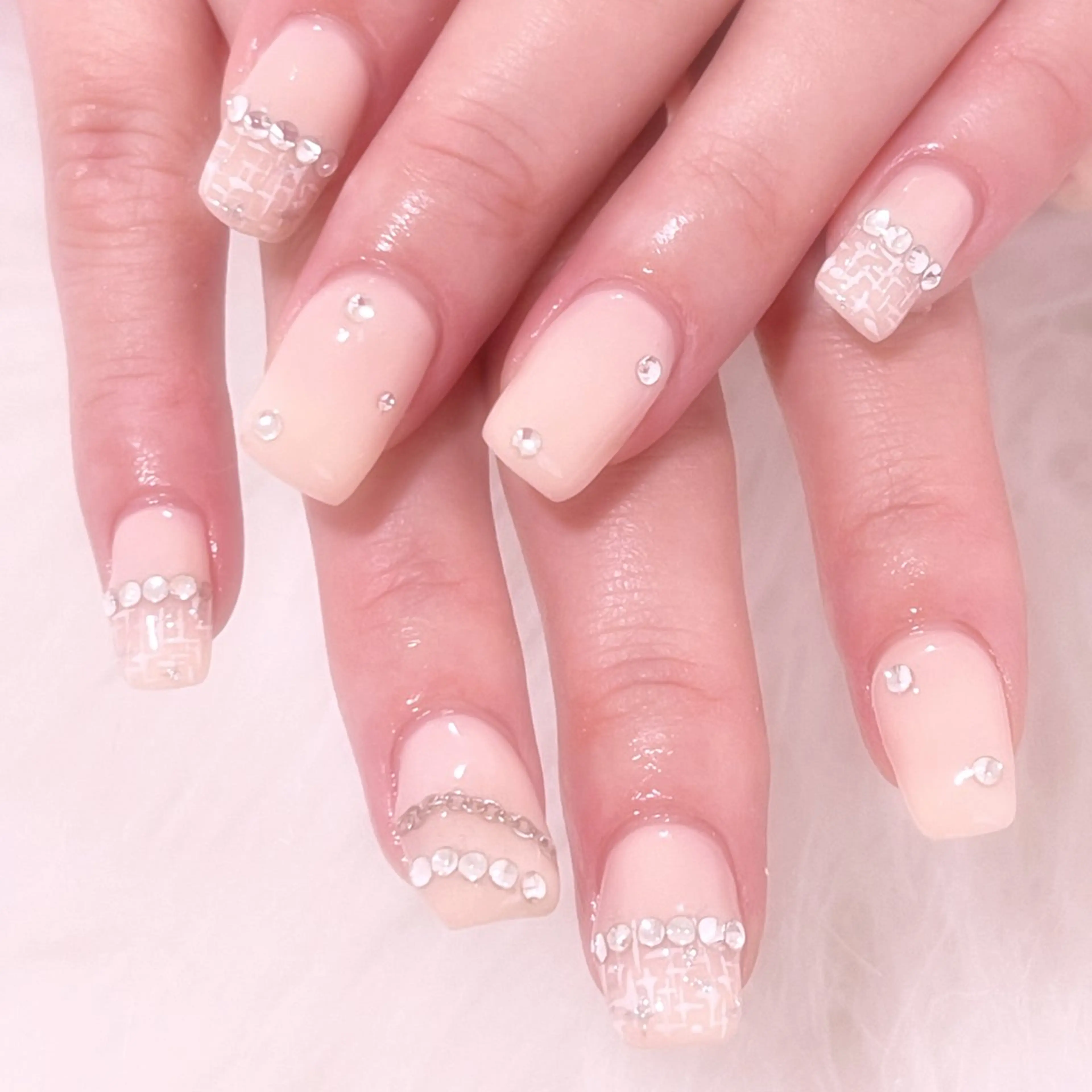 ネイル ハンドネイル 梅島のネイル屋さん所属・梅島の ネイル屋さんのネイルデザイン