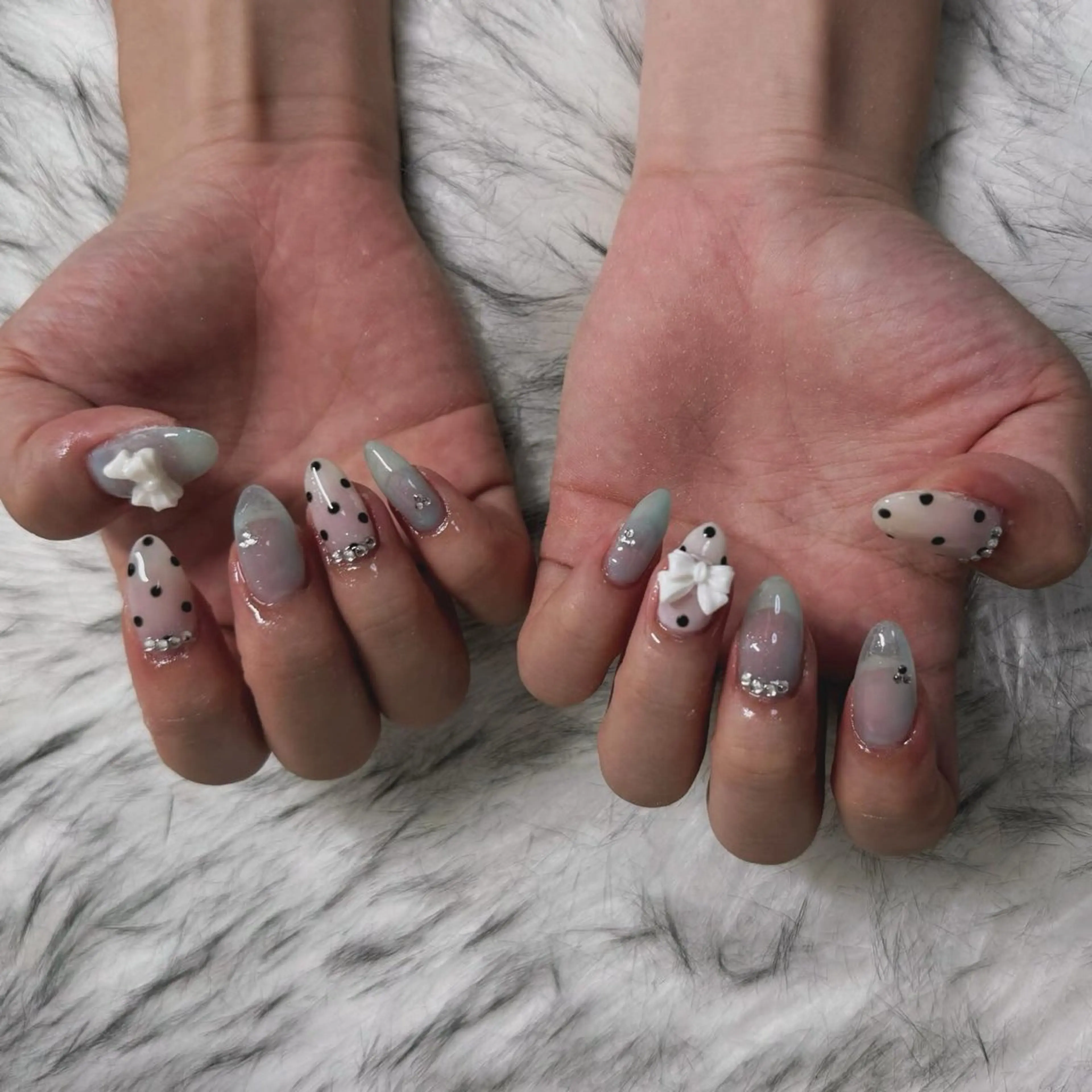 セミロング ハンドネイル mao .のネイルデザイン