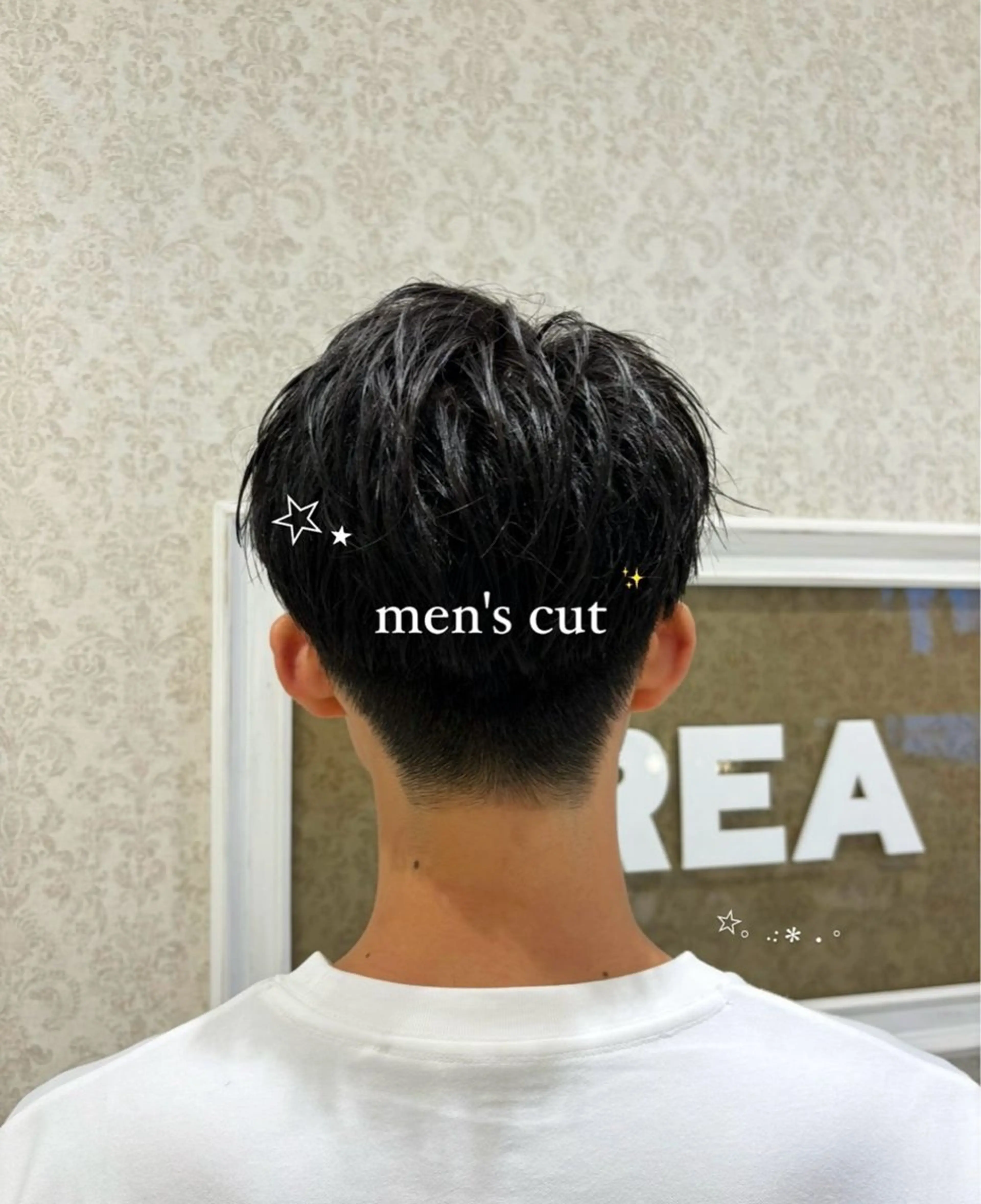 メンズ ブリーチなしカラー/ 暖色カラー/艶カラーのヘアスタイル