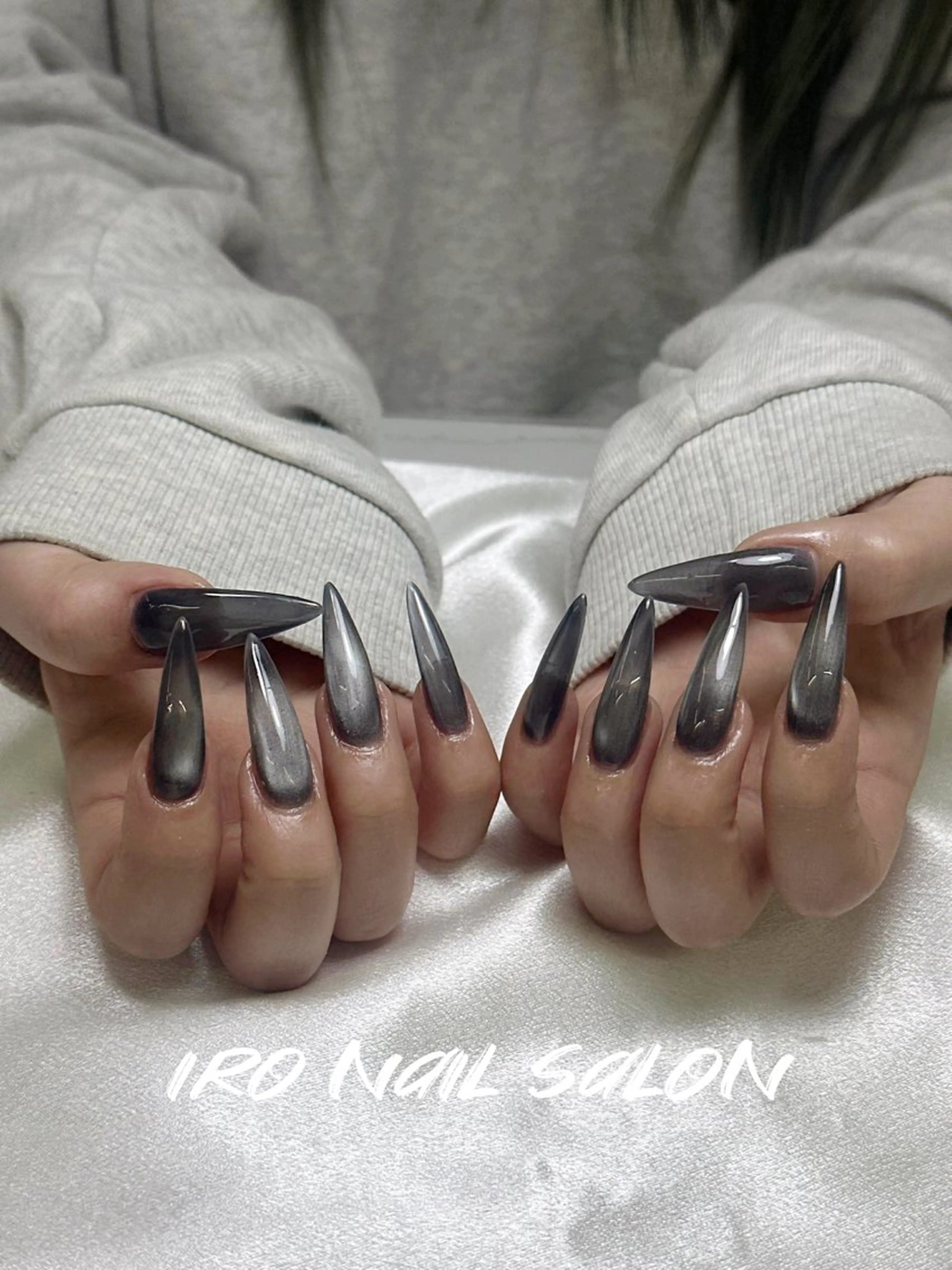 ネイル ハンドネイル IRO Nail Studioのネイルデザイン