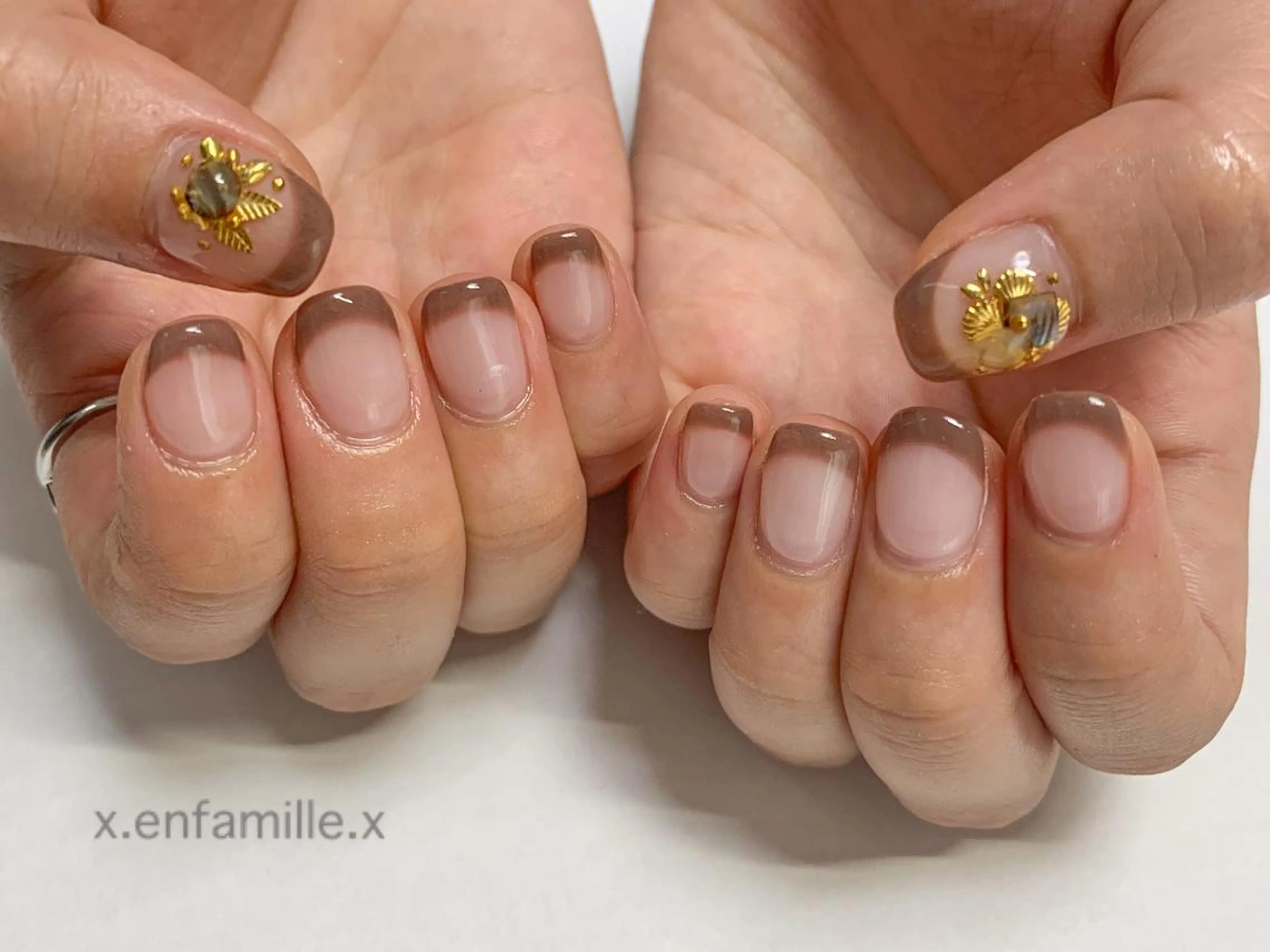 ネイル ハンドネイル nail salon en familleのネイルデザイン