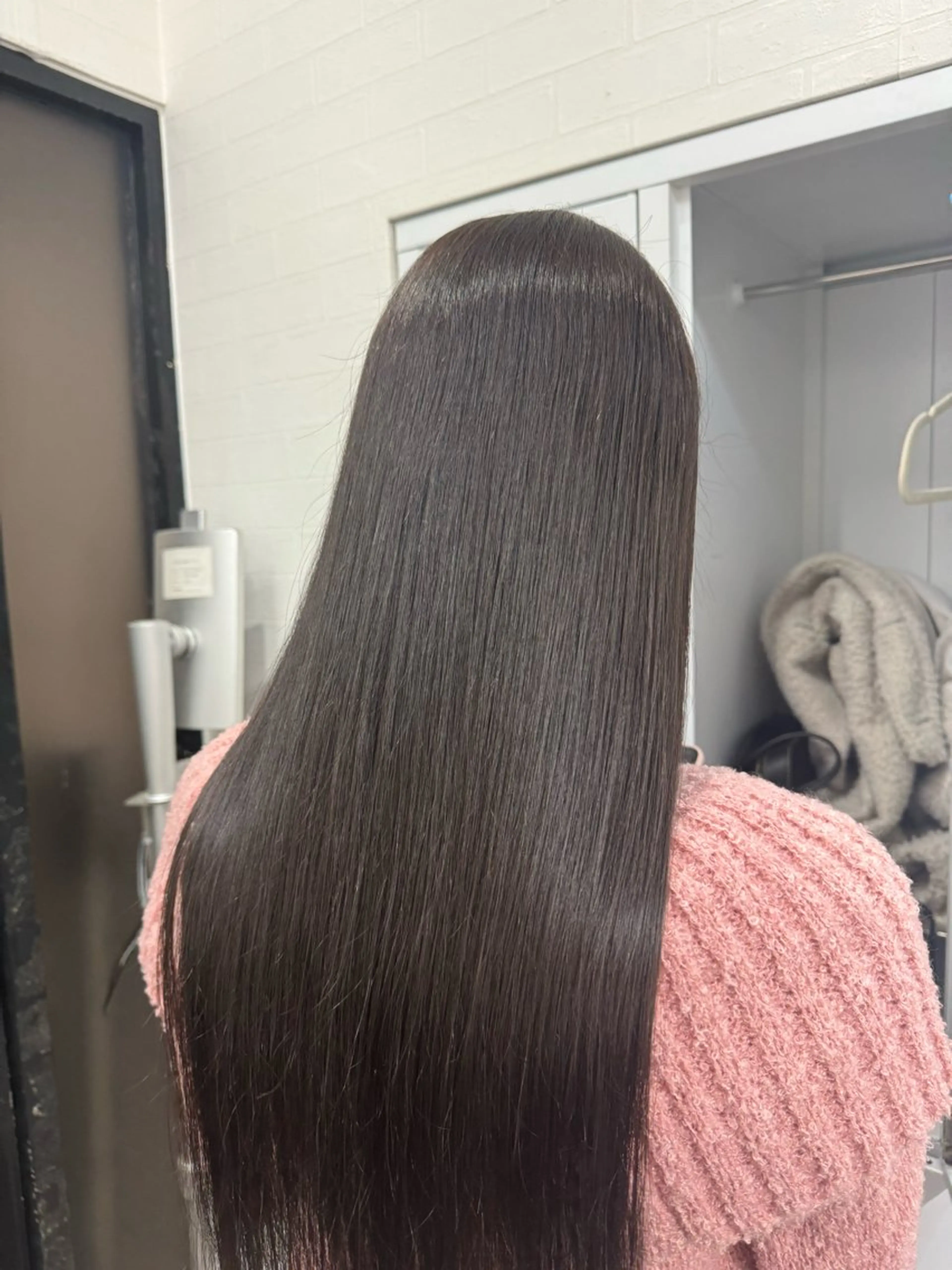 ロング 横浜🦋ハイトーン 🫐シャドウルーツのヘアスタイル