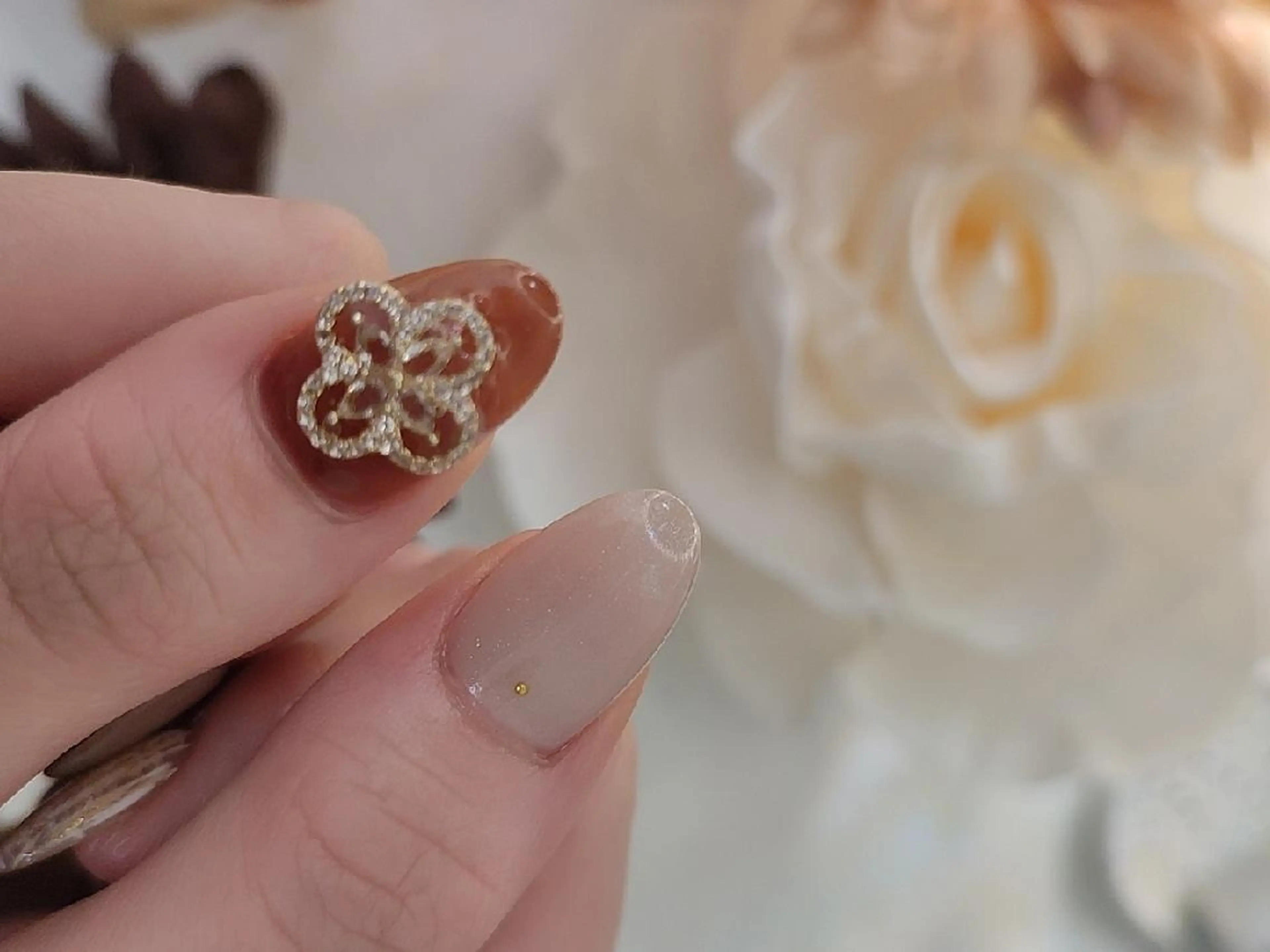 ネイル ハンドネイル RUNWAY 　　の眉毛・アイブロウイメージ