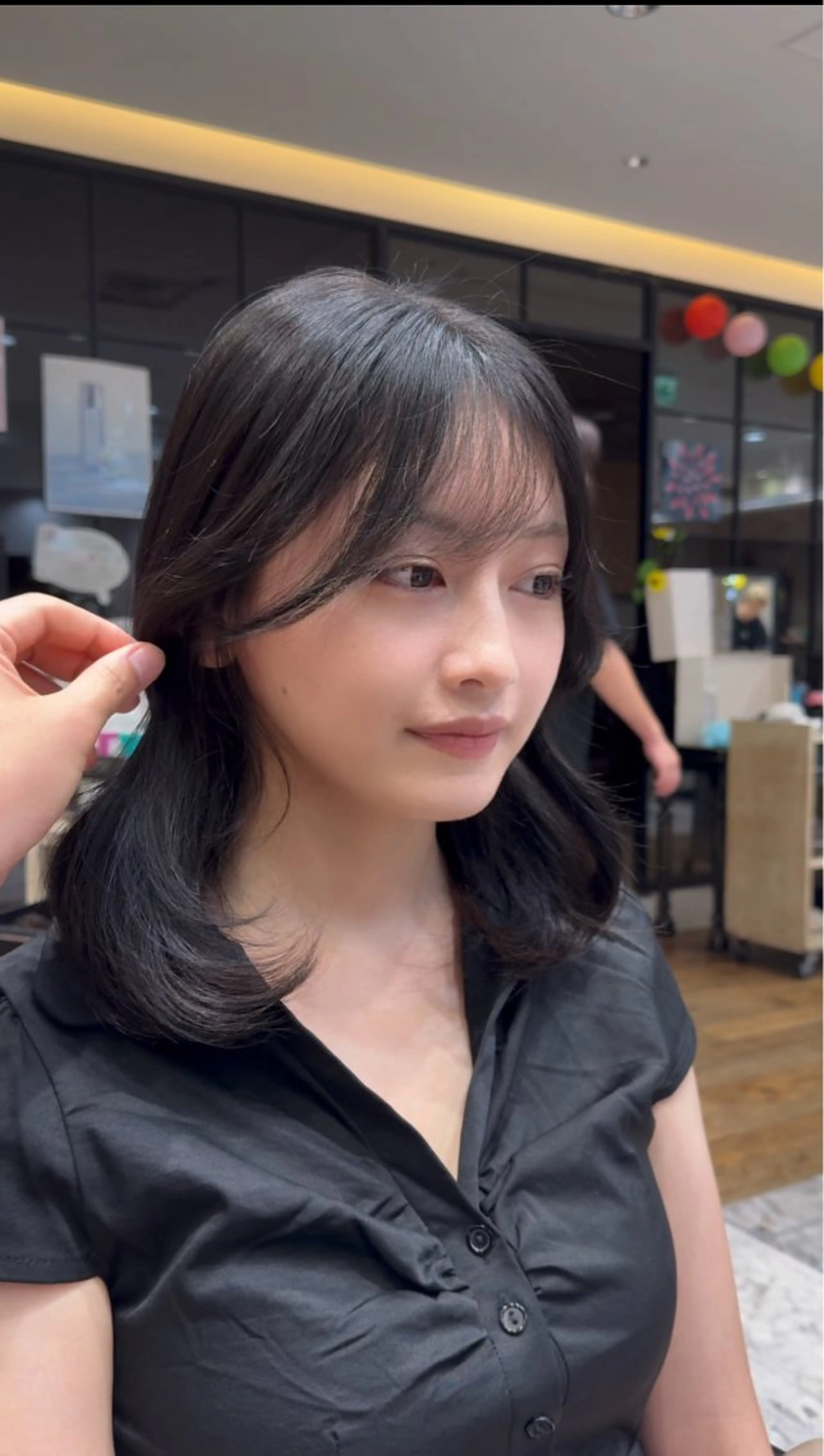 セミロング カラー レイヤー/韓国ヘア 💎石戸谷のヘアスタイル