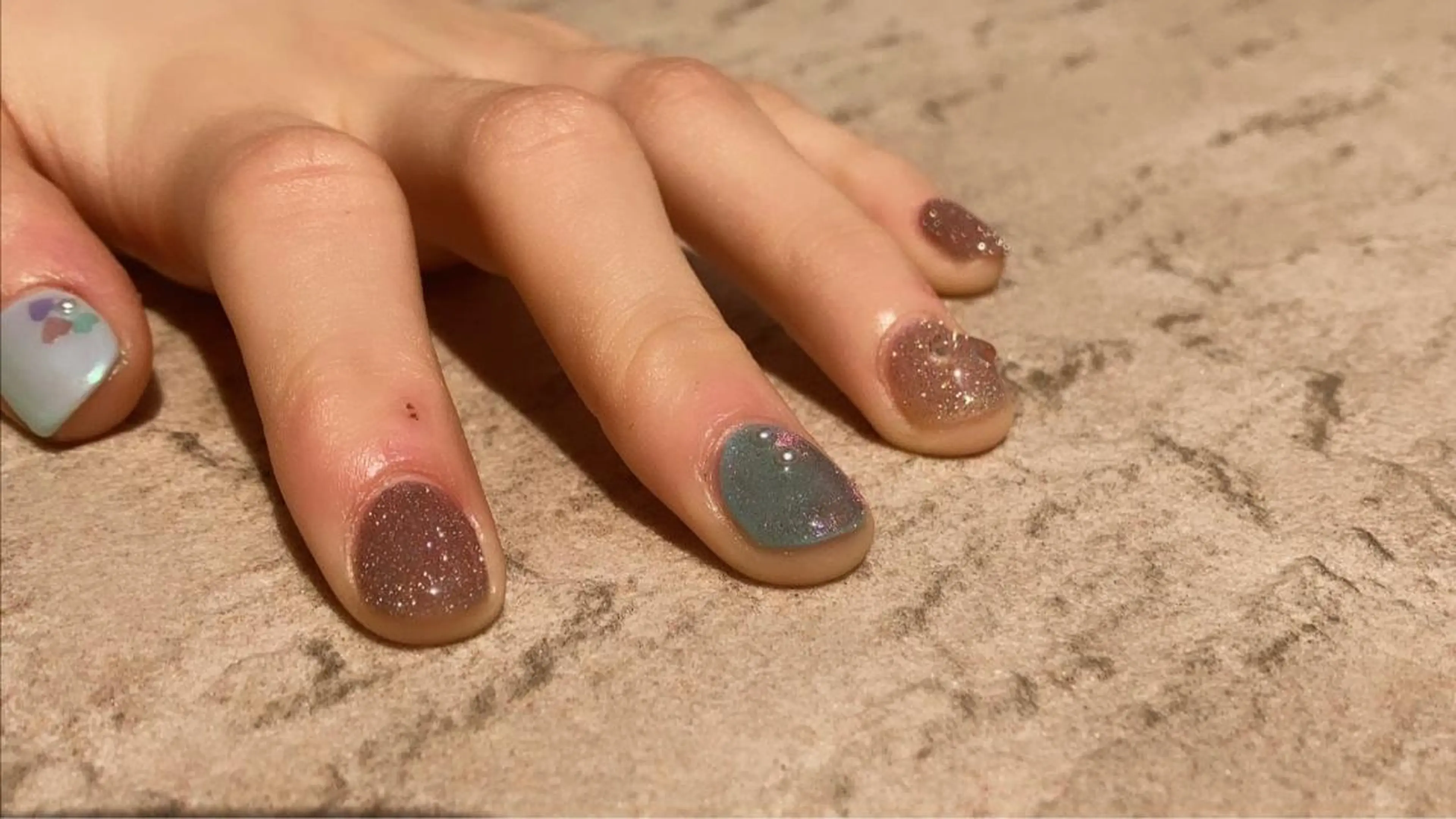 ショート nailsalon　hue所属・小山 羽奈のネイルデザイン