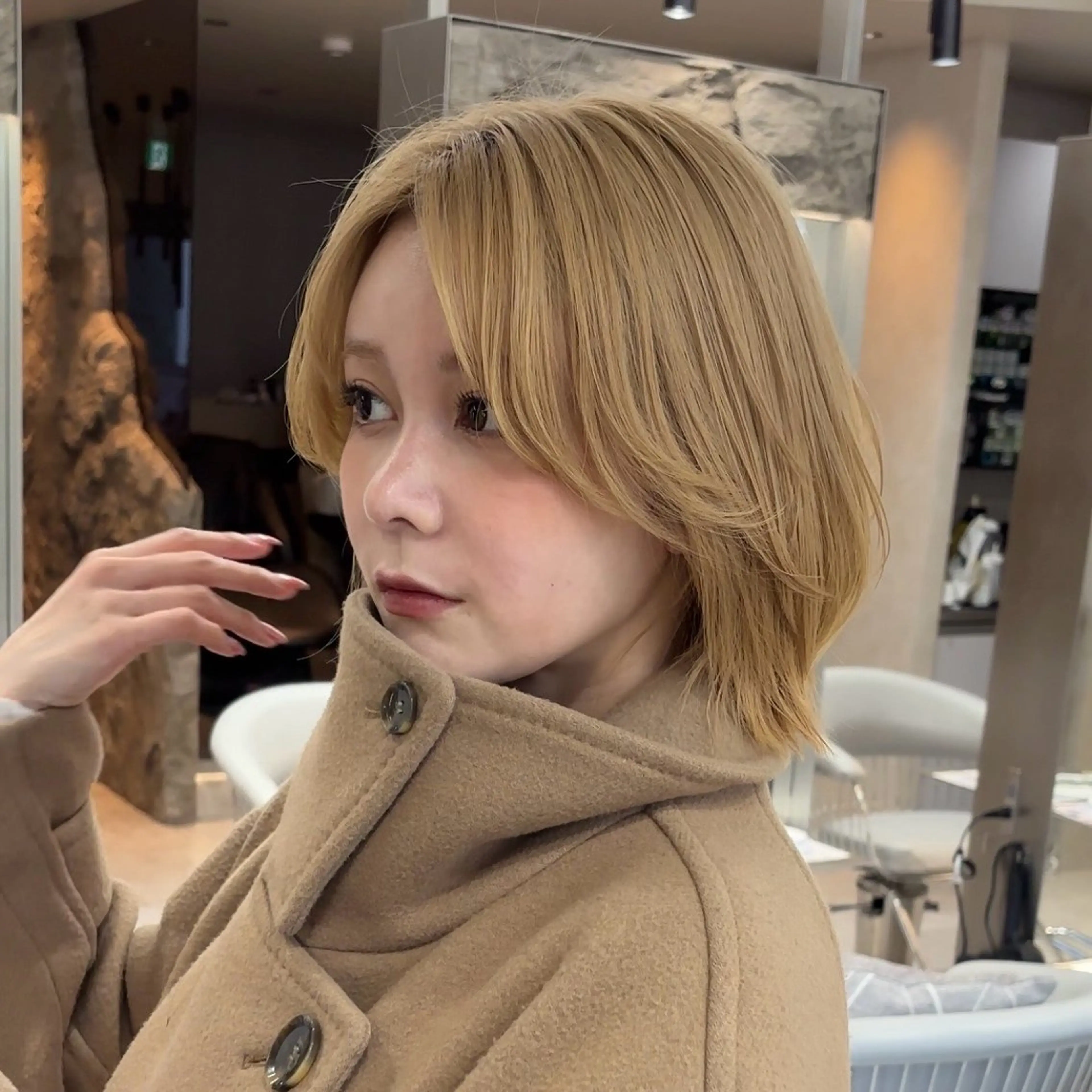 ミディアム カラー ボブレイヤー ボブ レイヤーカット 似合わせカット カット ヘアカラー トリートメント ウメダナオヤ/ くびれヘア✨のヘアスタイル