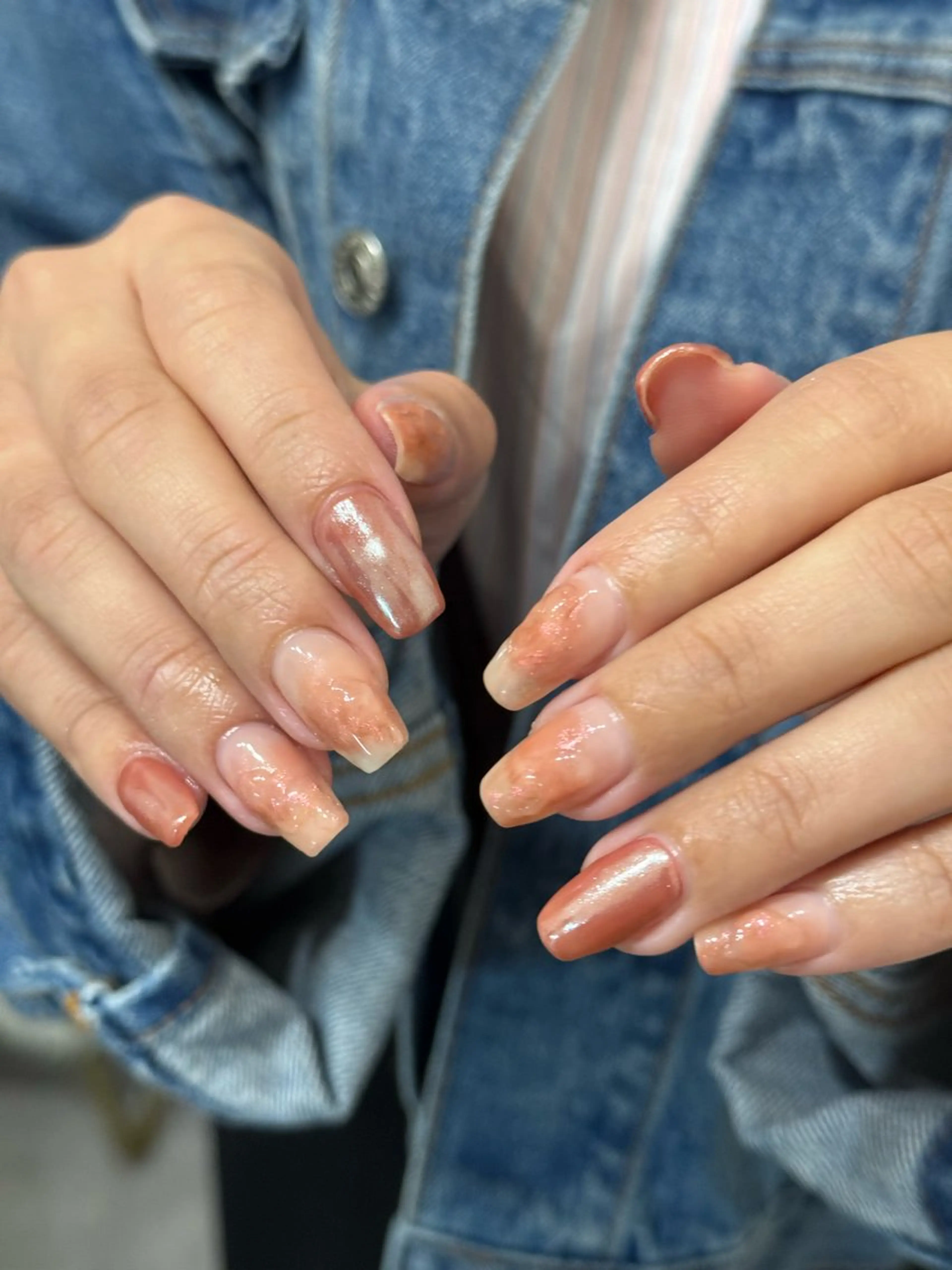 ネイル 氷ネイル・うるうるネイル ぷっくりネイル ハンドネイル フットネイル kiii.__ ✴︎*のネイルデザイン