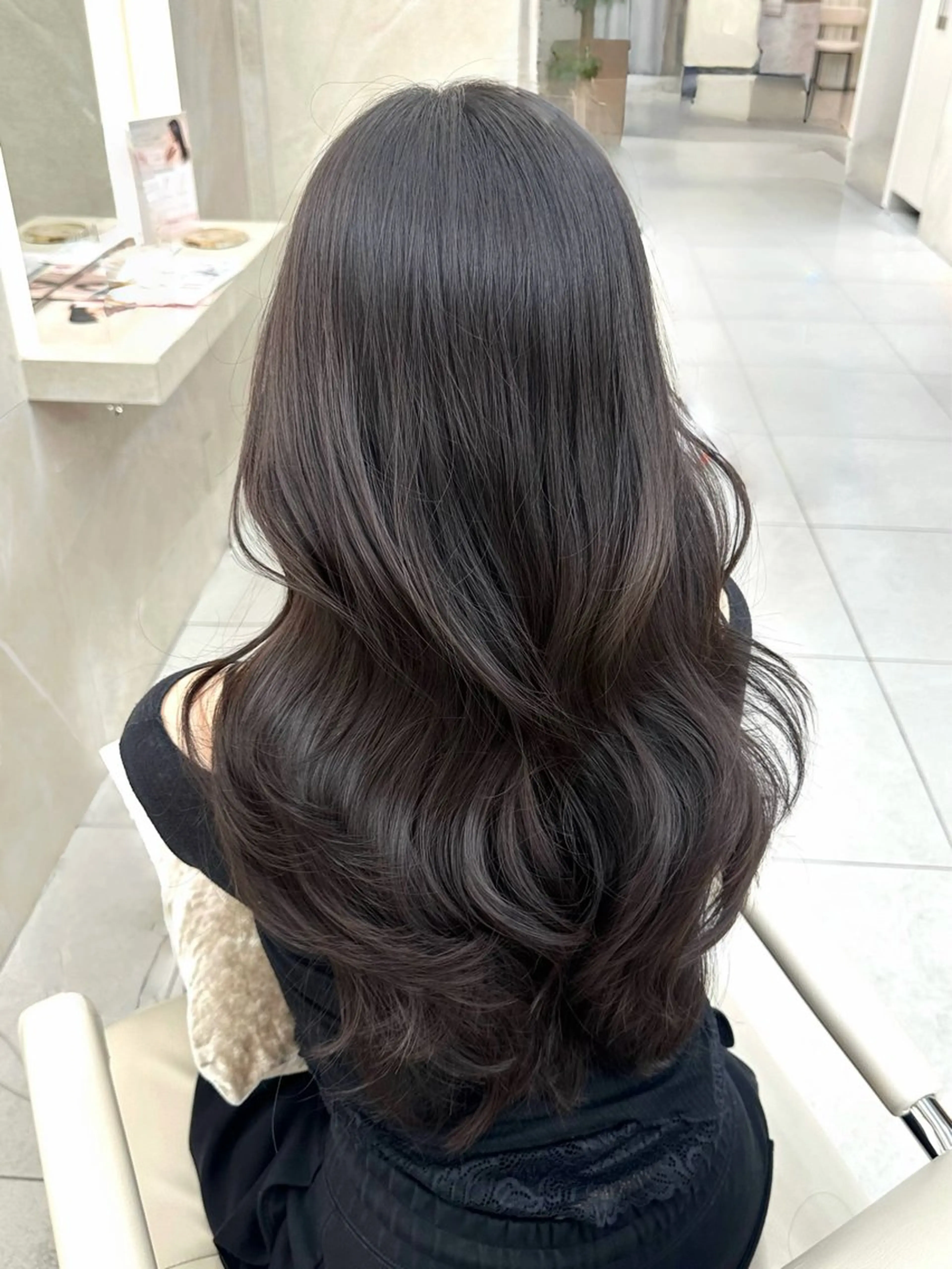 セミロング カラー ヘアカラー 遠藤 梨瑚のヘアスタイル