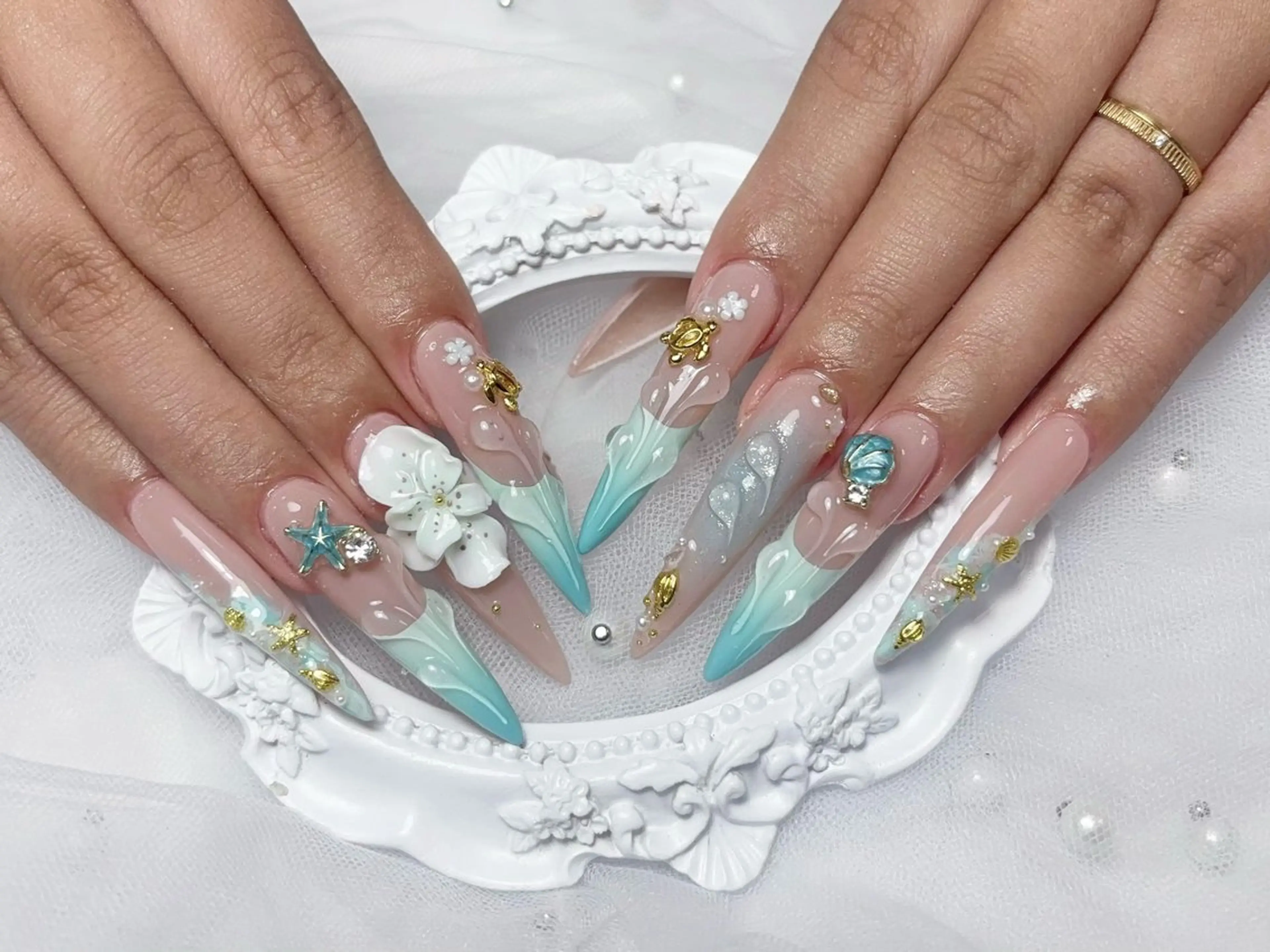 ネイル JUJU ネイルサロンのネイルデザイン