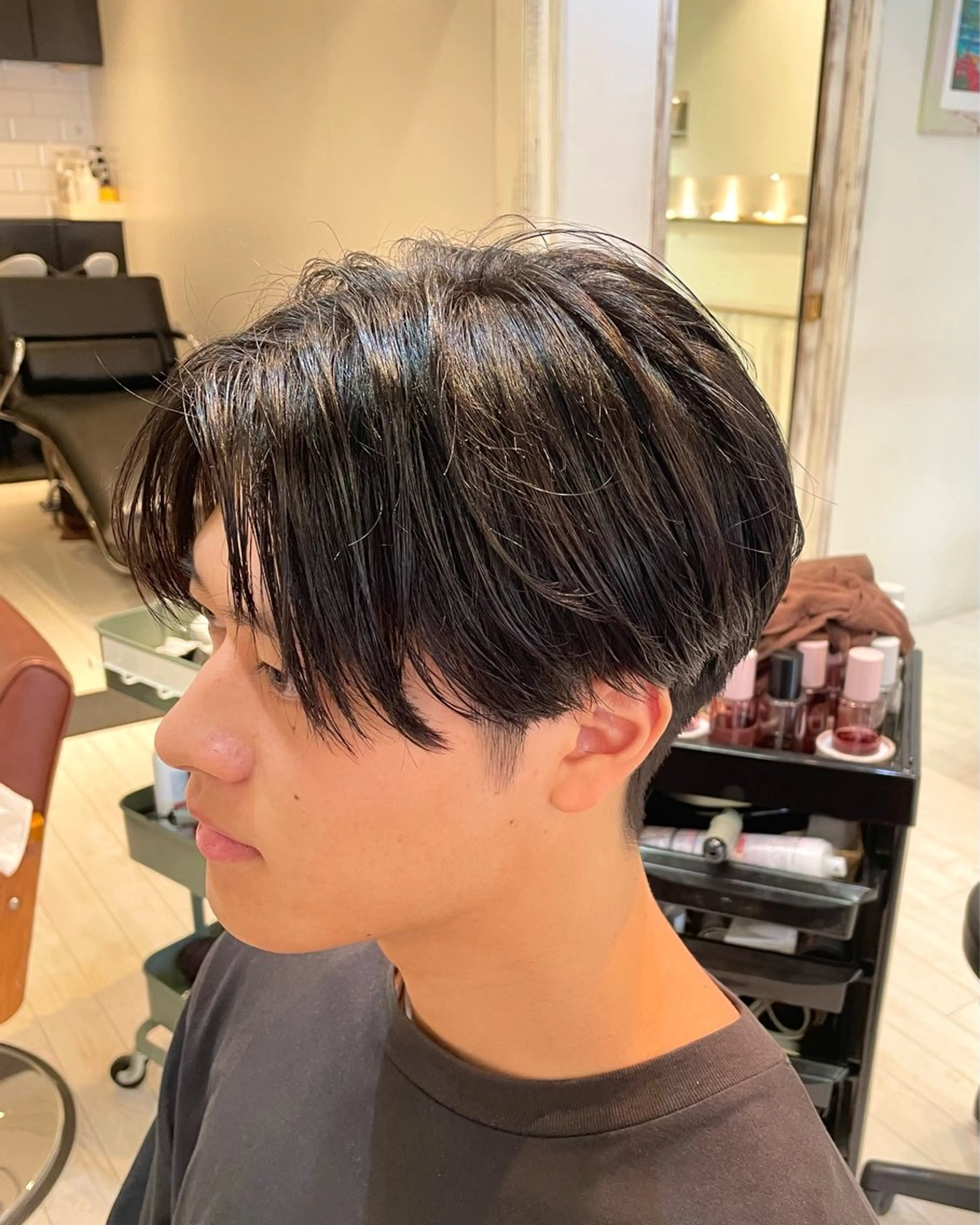 ショート メンズ センターパート 髪質改善／ブリーチ 宮武　湧斗のヘアスタイル
