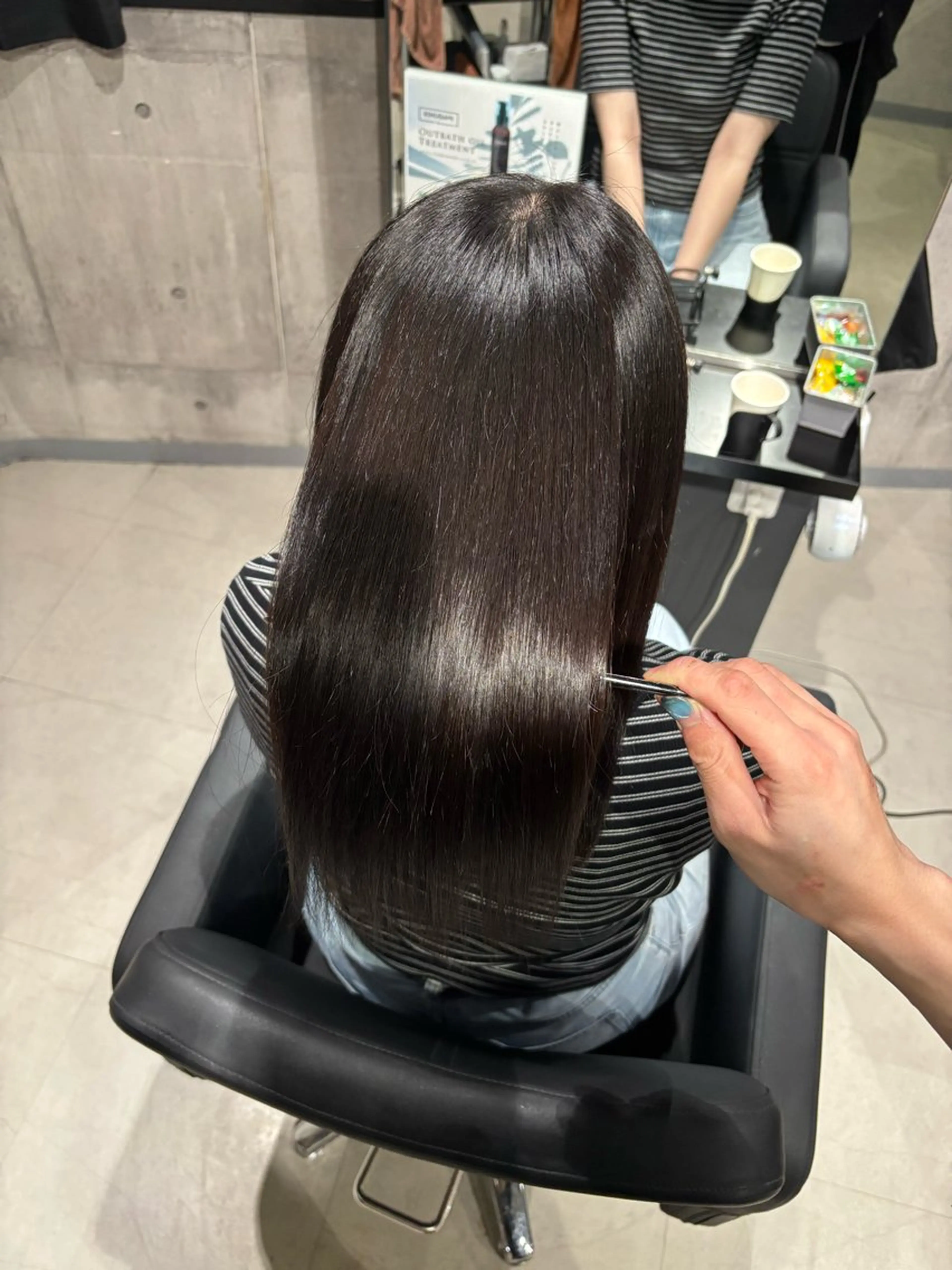 セミロング 髪質改善 酸性ストレート 縮毛矯正 トリートメント _WHITE / KENTOのヘアスタイル