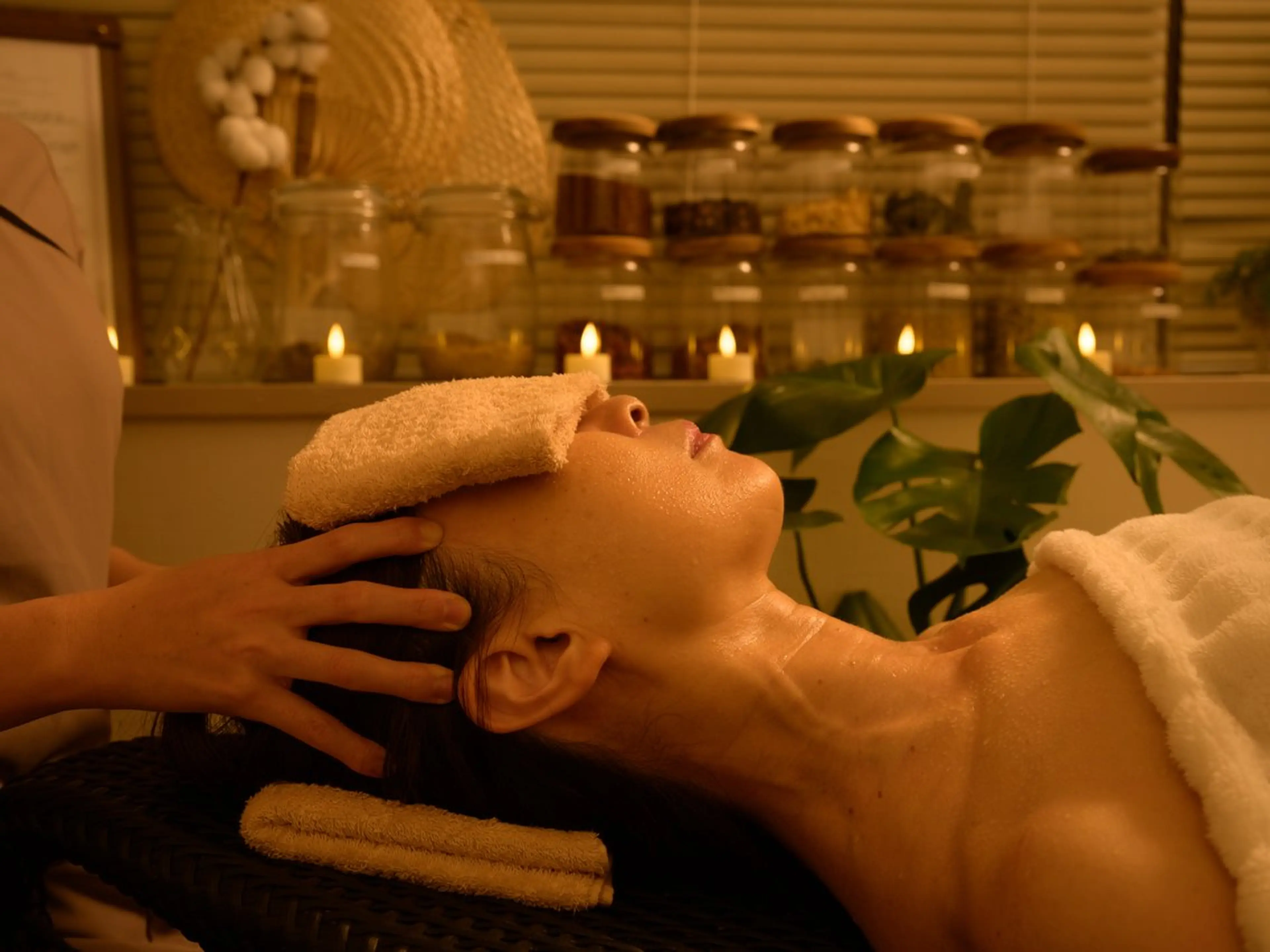 🌿姿勢改善《寝るよもぎ蒸し》｜生ハーブ蒸し45分＋美容整体60分｜歪み・コリケアの写真