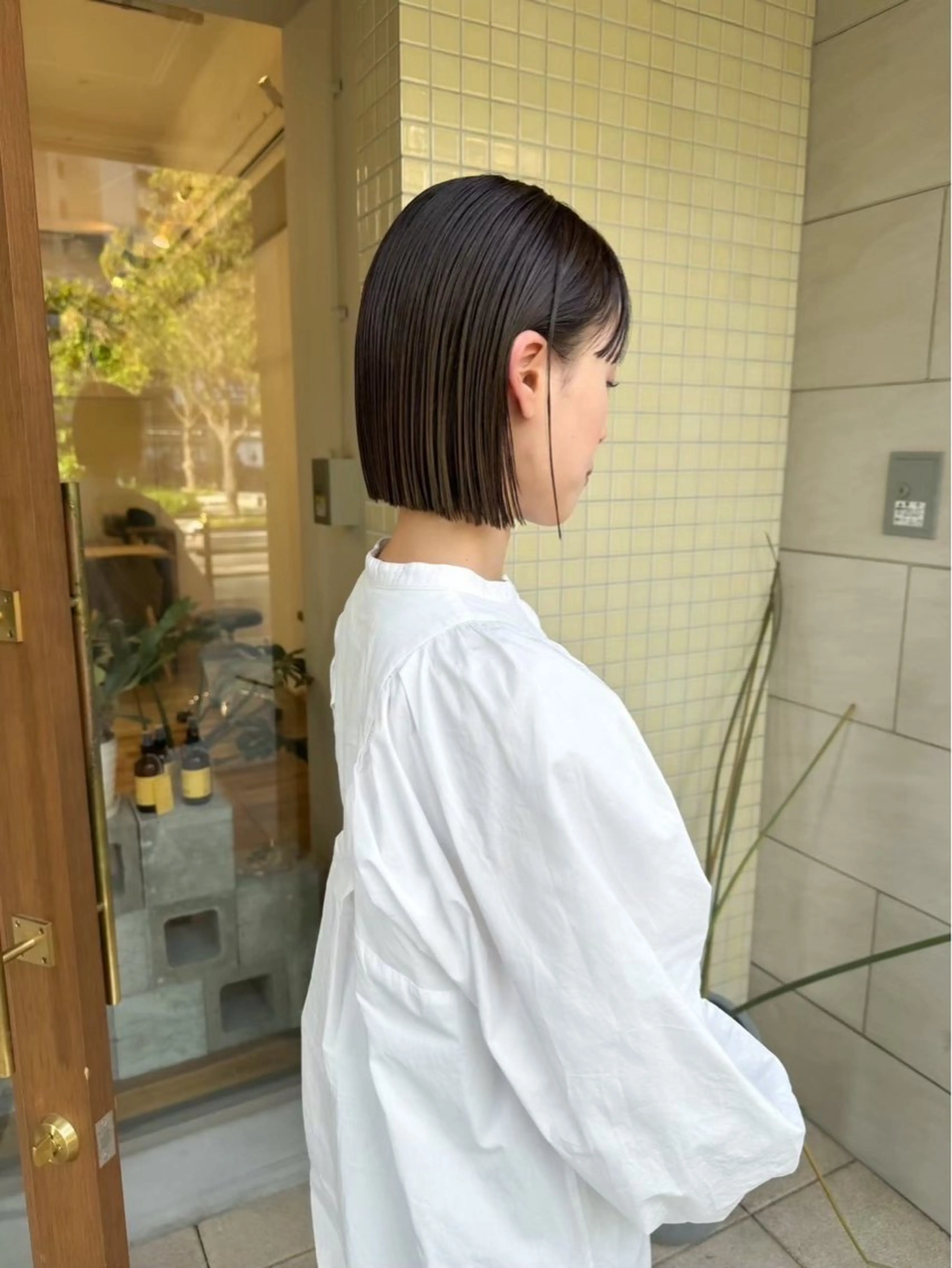 ミディアム 切りっぱなしボブ ボブ げん/梅田美容室 中崎町美容室のヘアスタイル