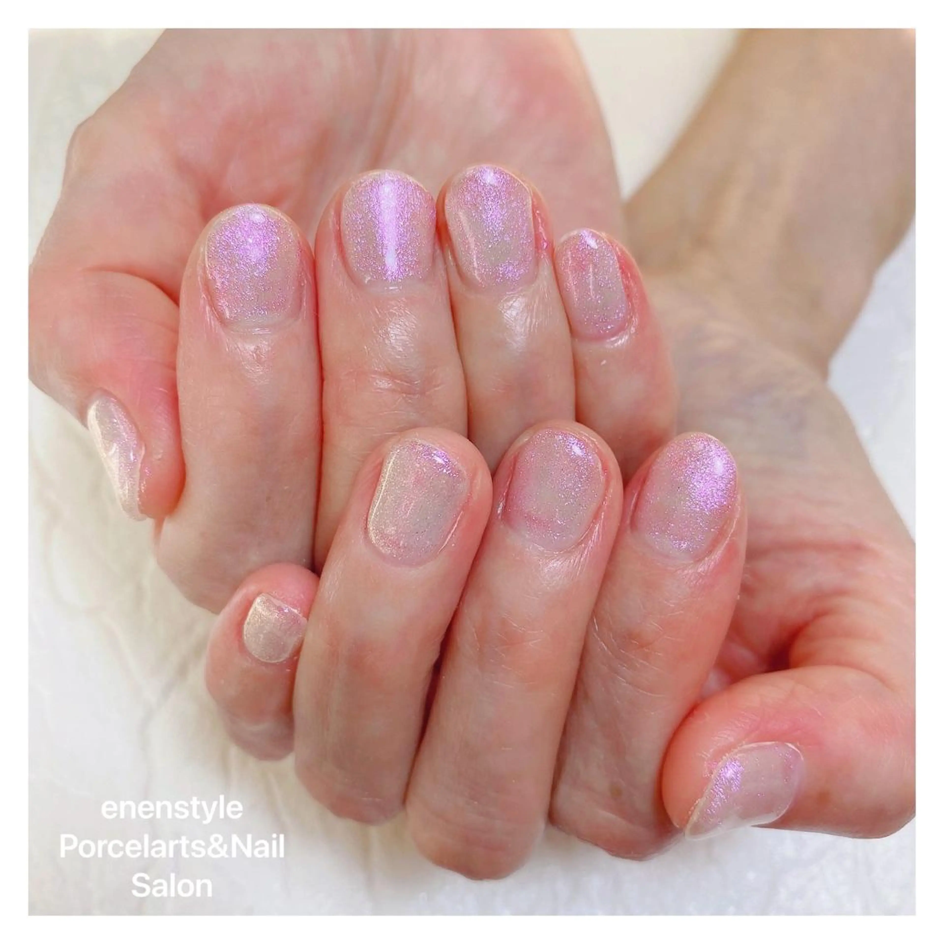 ショート ネイル 👑enen style👑のネイルデザイン