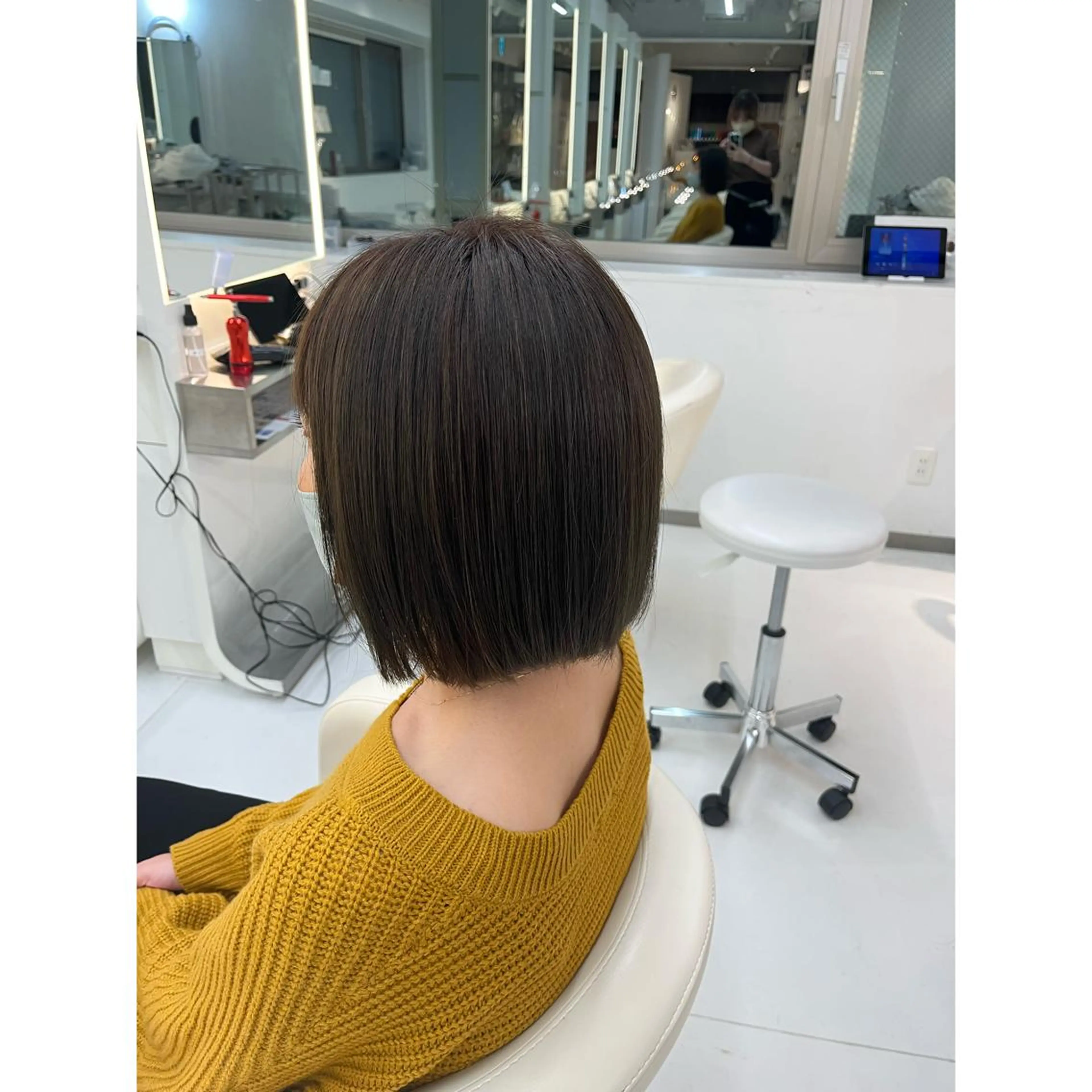 ミディアム 涼音 🫧前髪お助け美容師のヘアスタイル