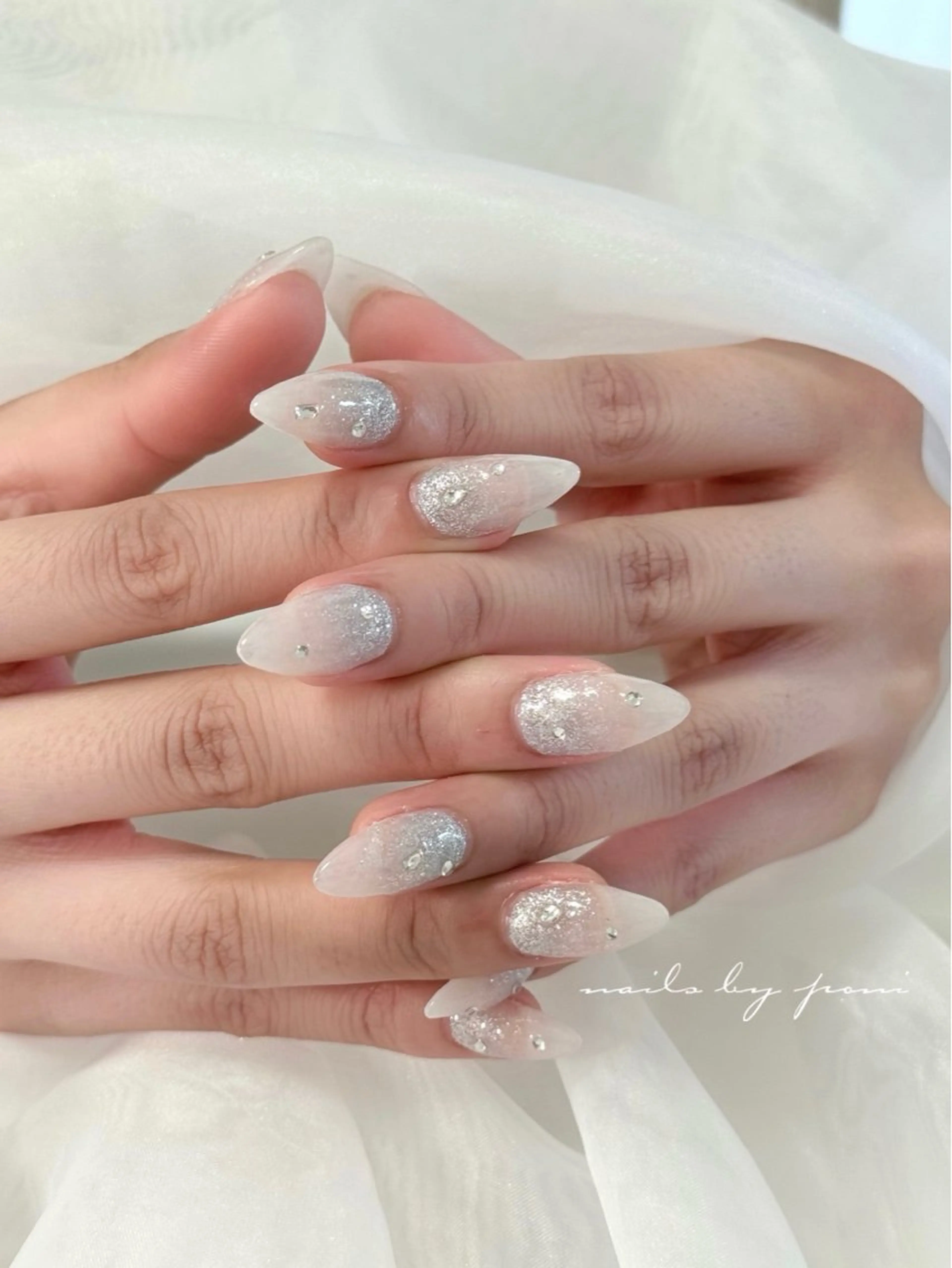 ネイル ハンドネイル NEW MOON takahoのネイルデザイン