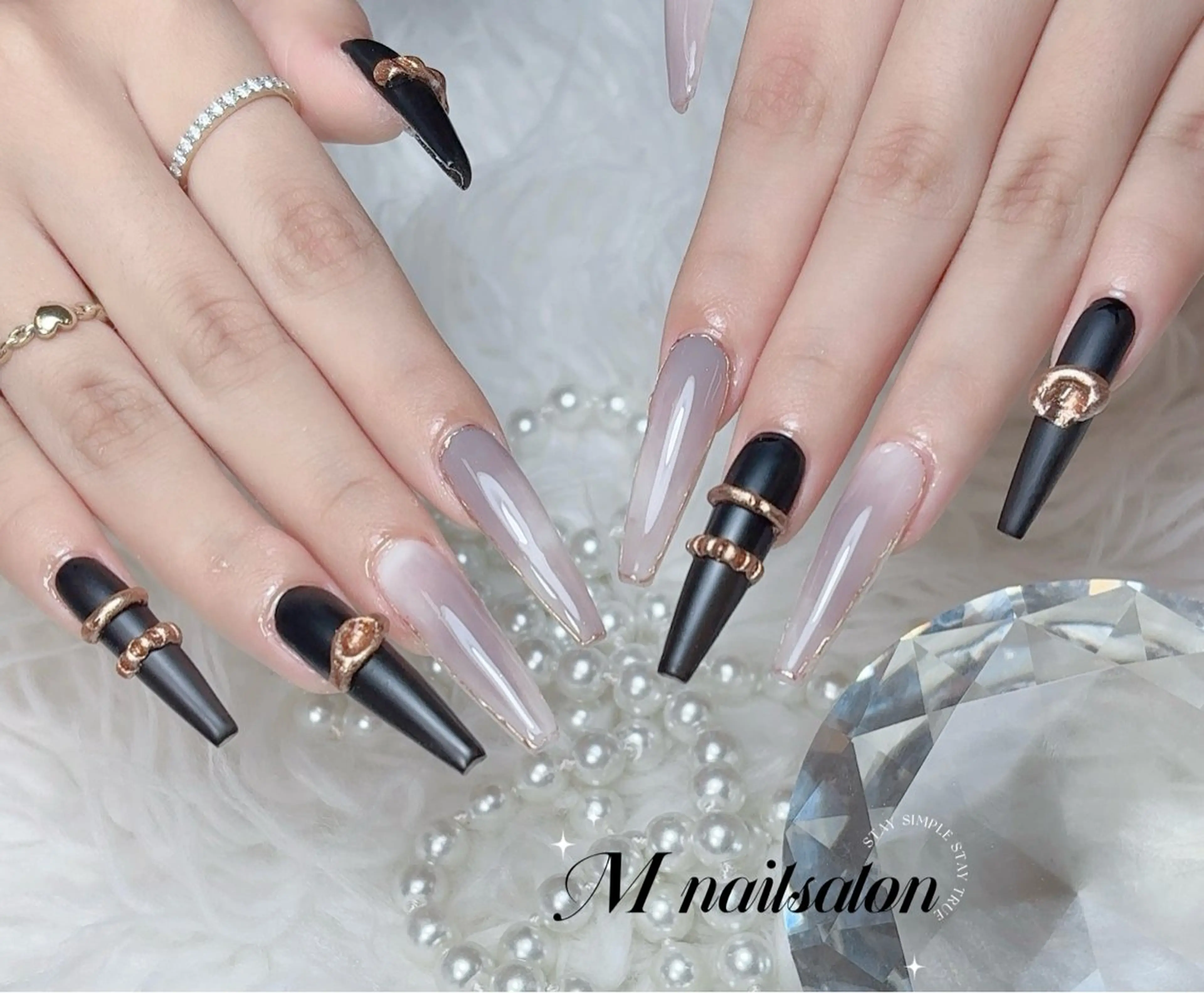 ネイル M🌷nail 長さだし専門店のネイルデザイン