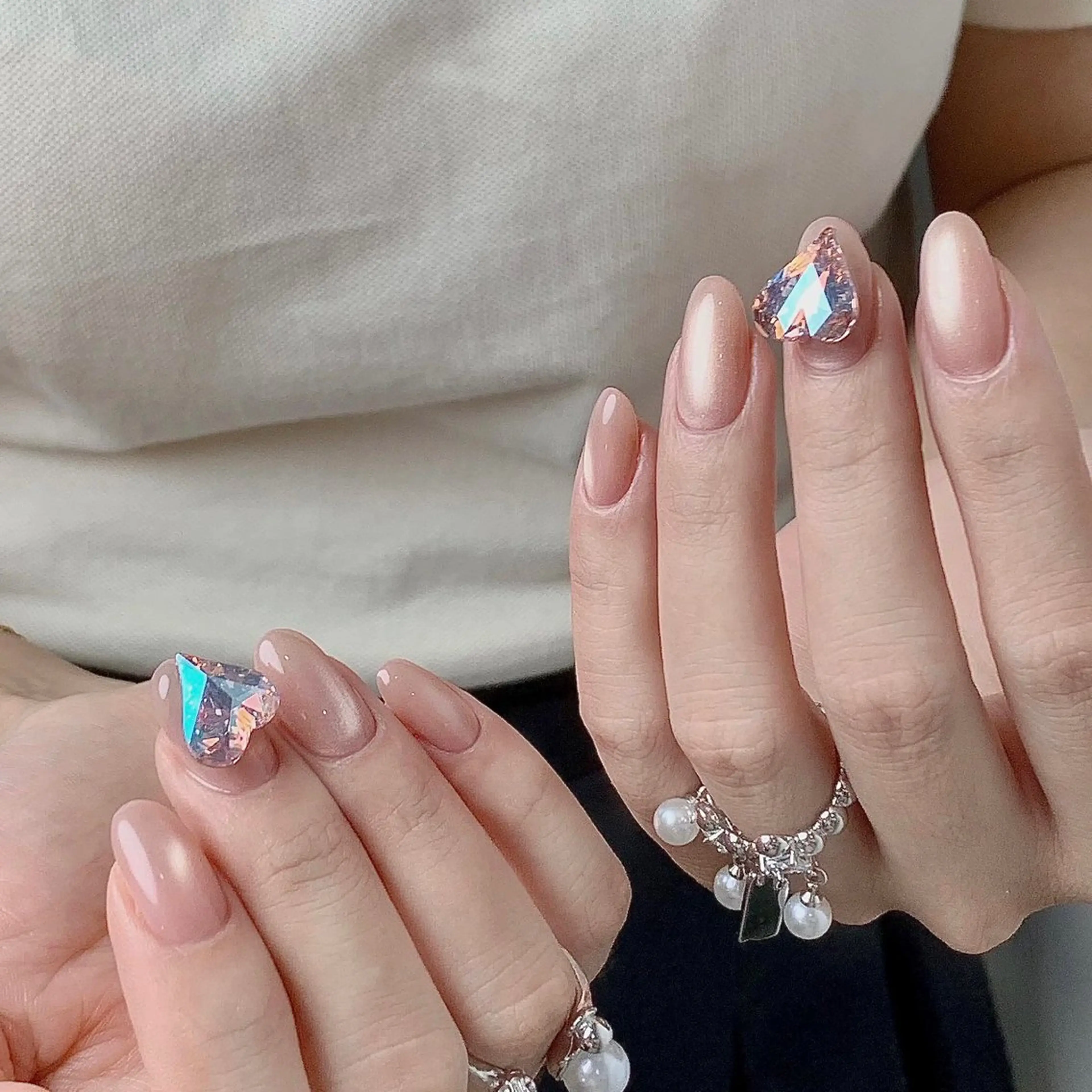 ネイル フレンチネイル ジェルネイル ガーリー グラデーション キラキラネイル ハンドネイル Liora nail スカルプ専門店のネイルデザイン