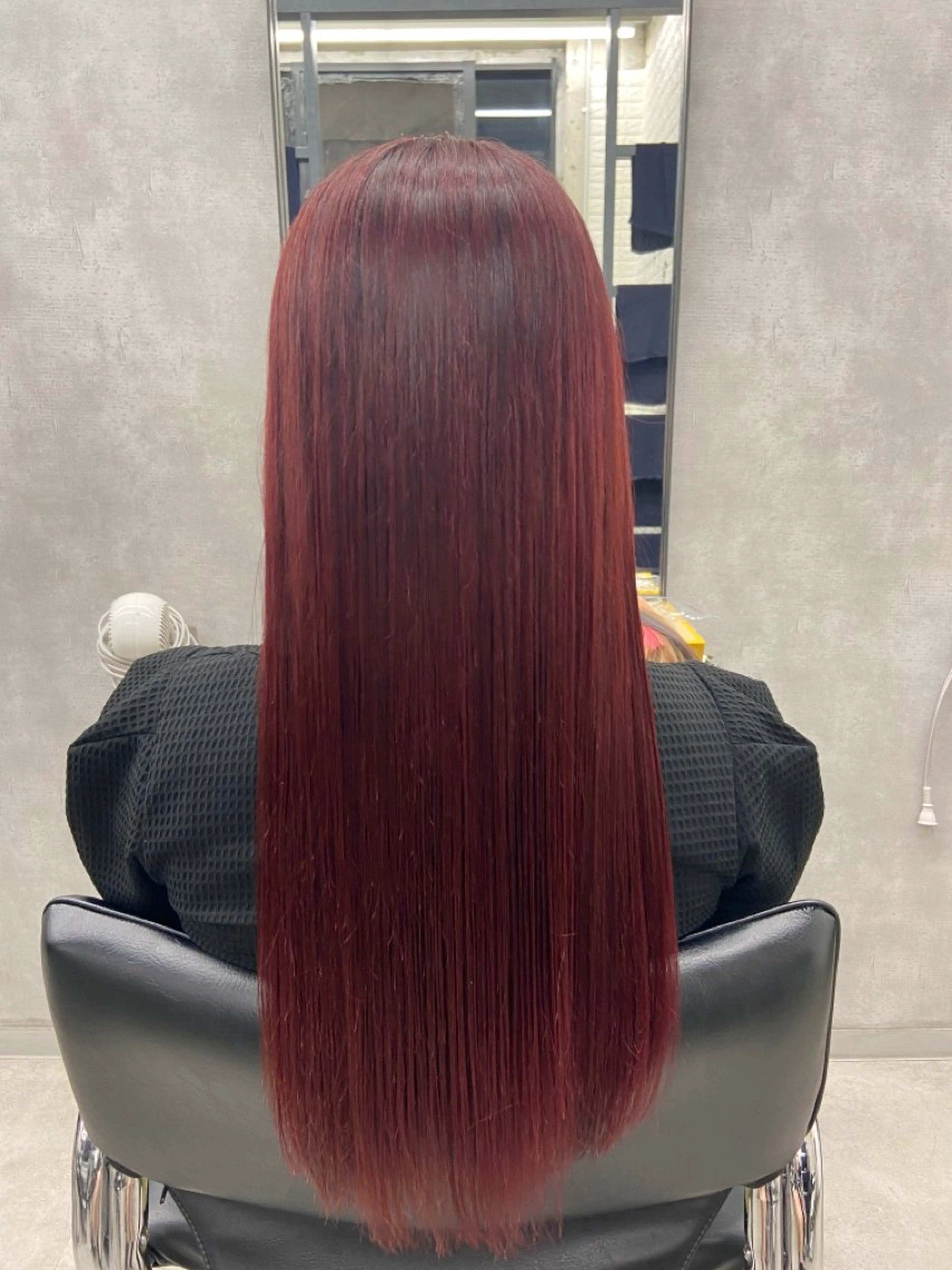 ロング トリートメント ヘアカラー 宮尾 星夢のヘアスタイル